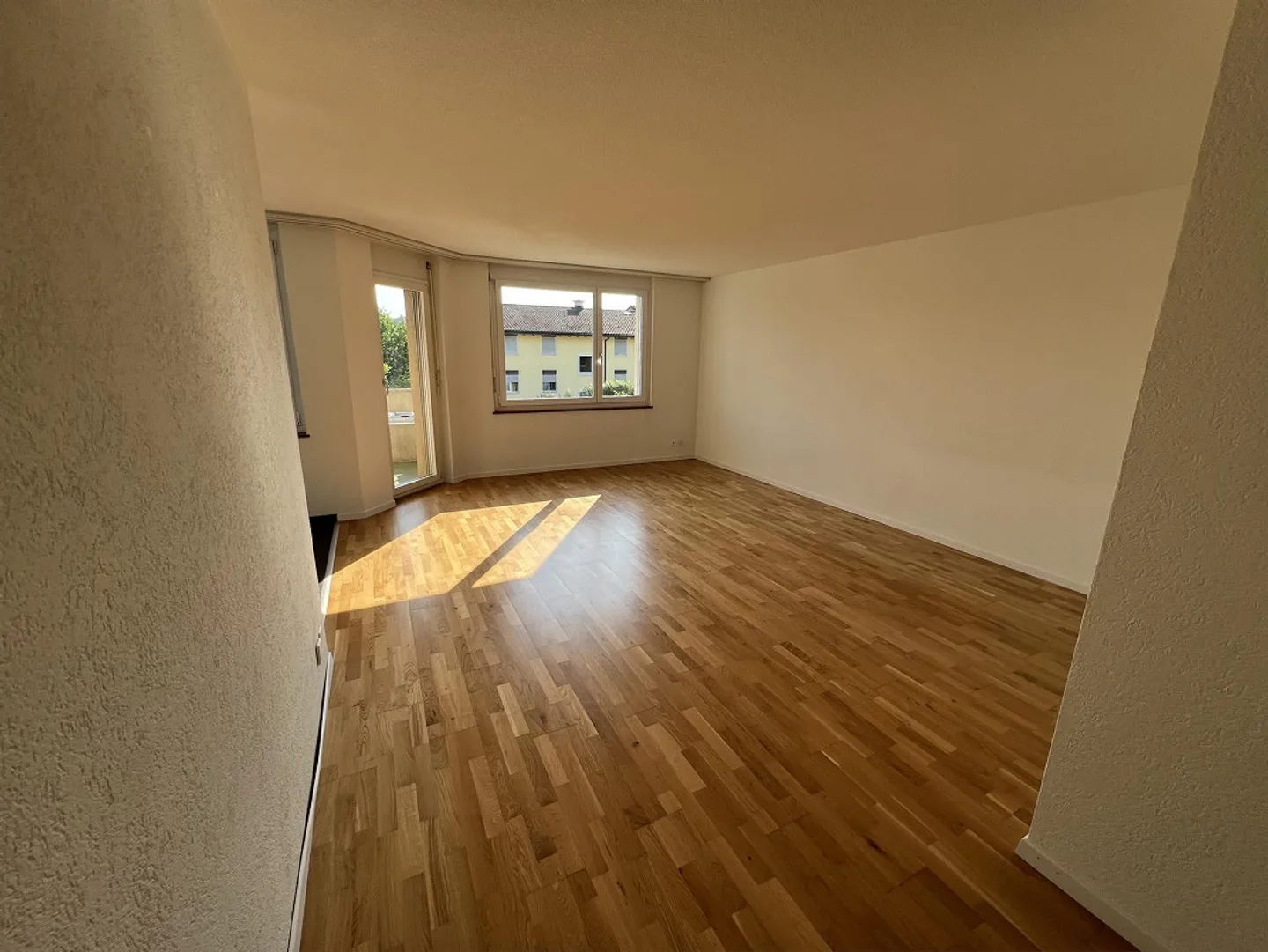 Very nice 3.5 room apartment (77m2) in a quiet residential area - Photo 2 of 8