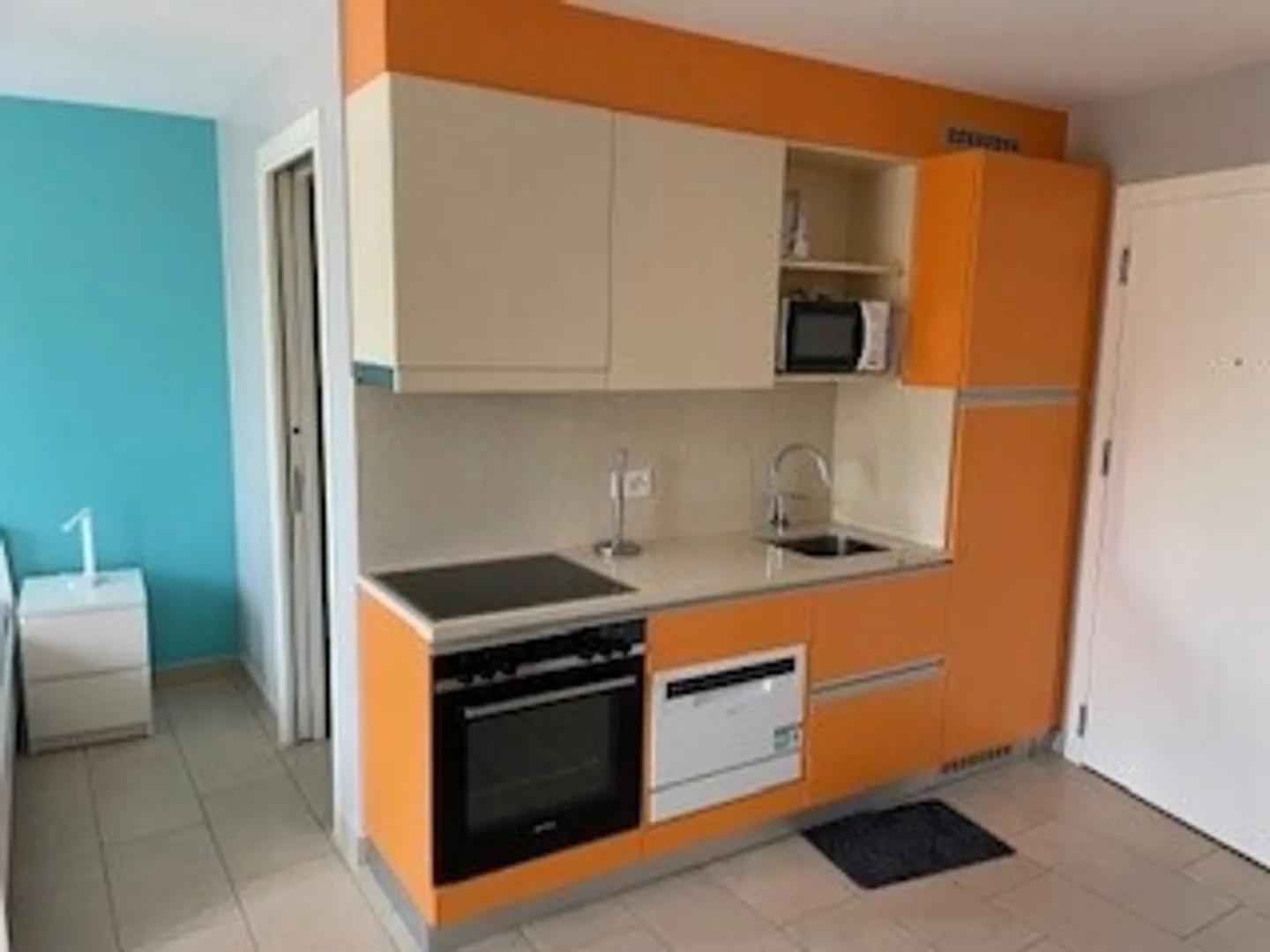 Furnished studio on the 2nd floor at Croix Blanche in Aigle - Photo 4 of 9