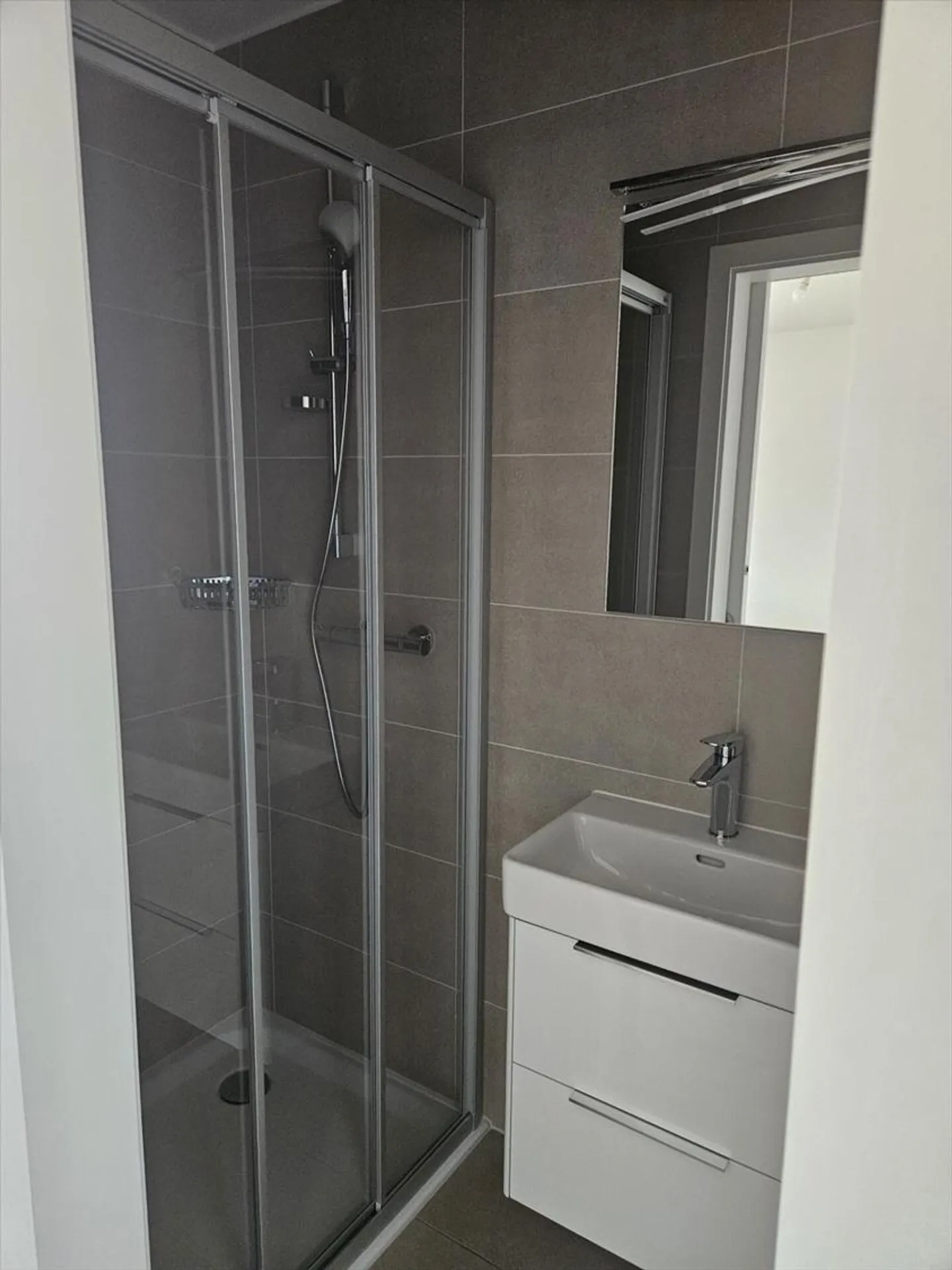 FOR RENT - Magnificent new 4.5-room apartment in Pomy (VD) - Photo 11 of 12