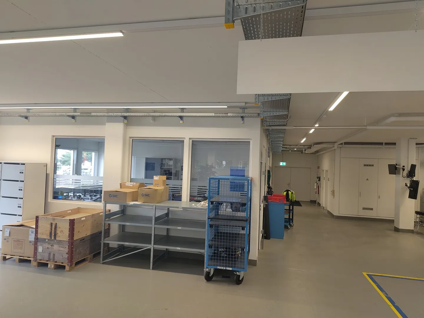 Espace de stockage et commercial au rez-de-chaussée à prix forfaitaire - Photo 6 sur 9