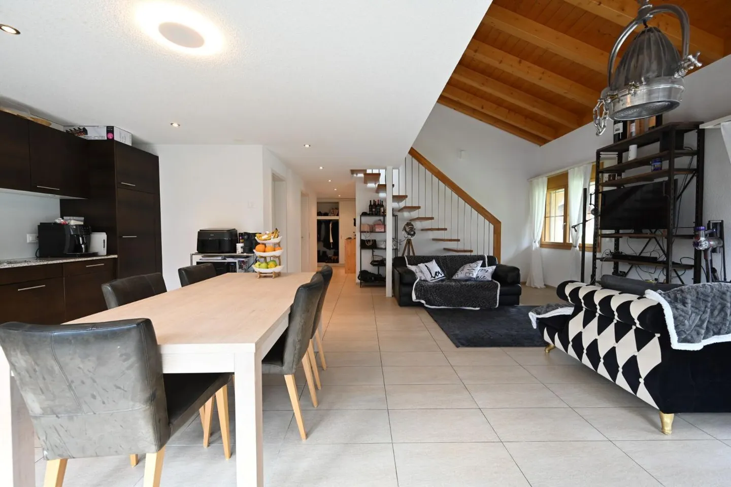 Charmante maisonette de 3,5 pièces avec galerie en pente - Photo 7 sur 13