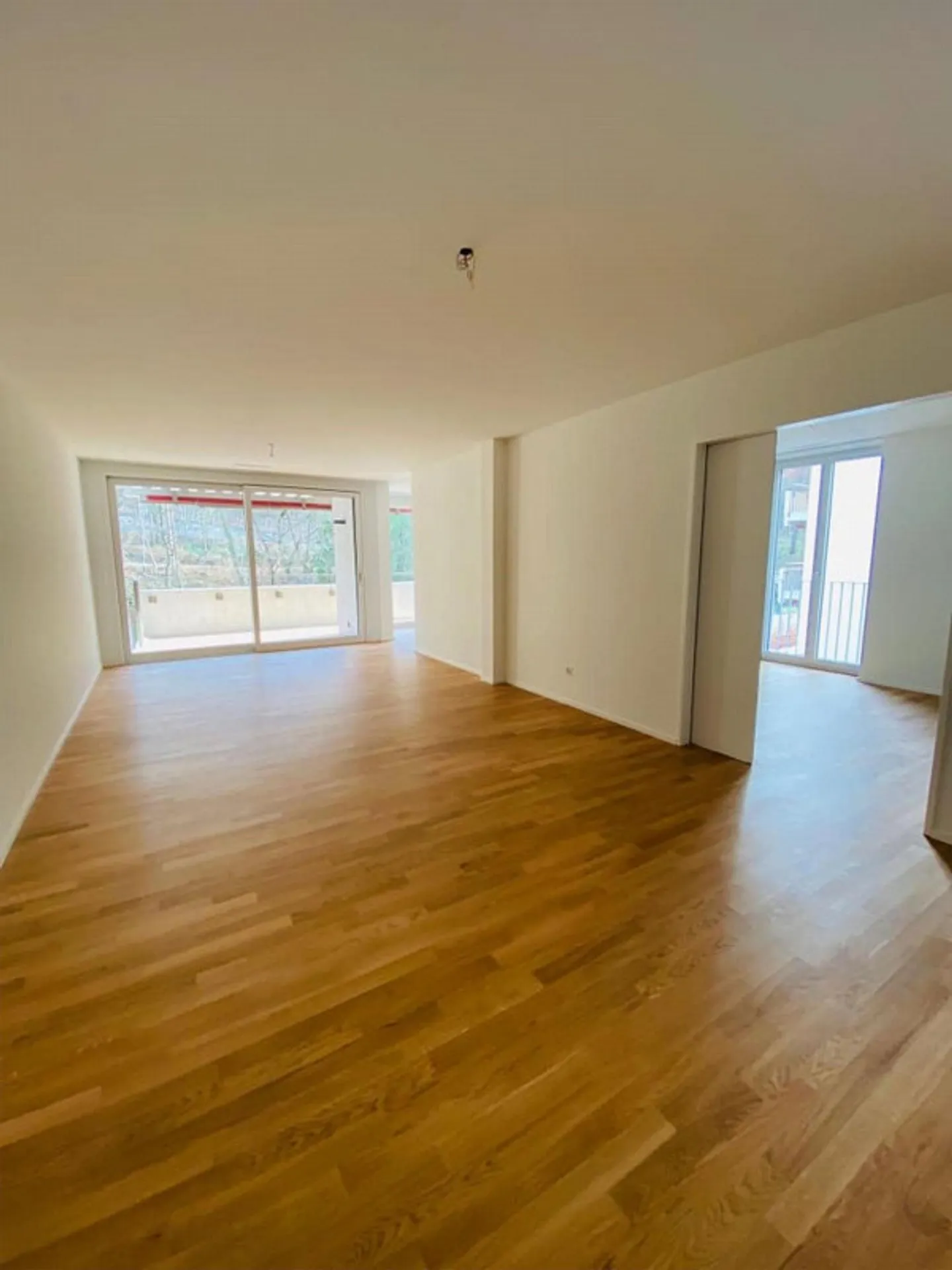 Bright and modern 4.5-room apartment (139 m²) in Zurich 8041 - Photo 2 of 8