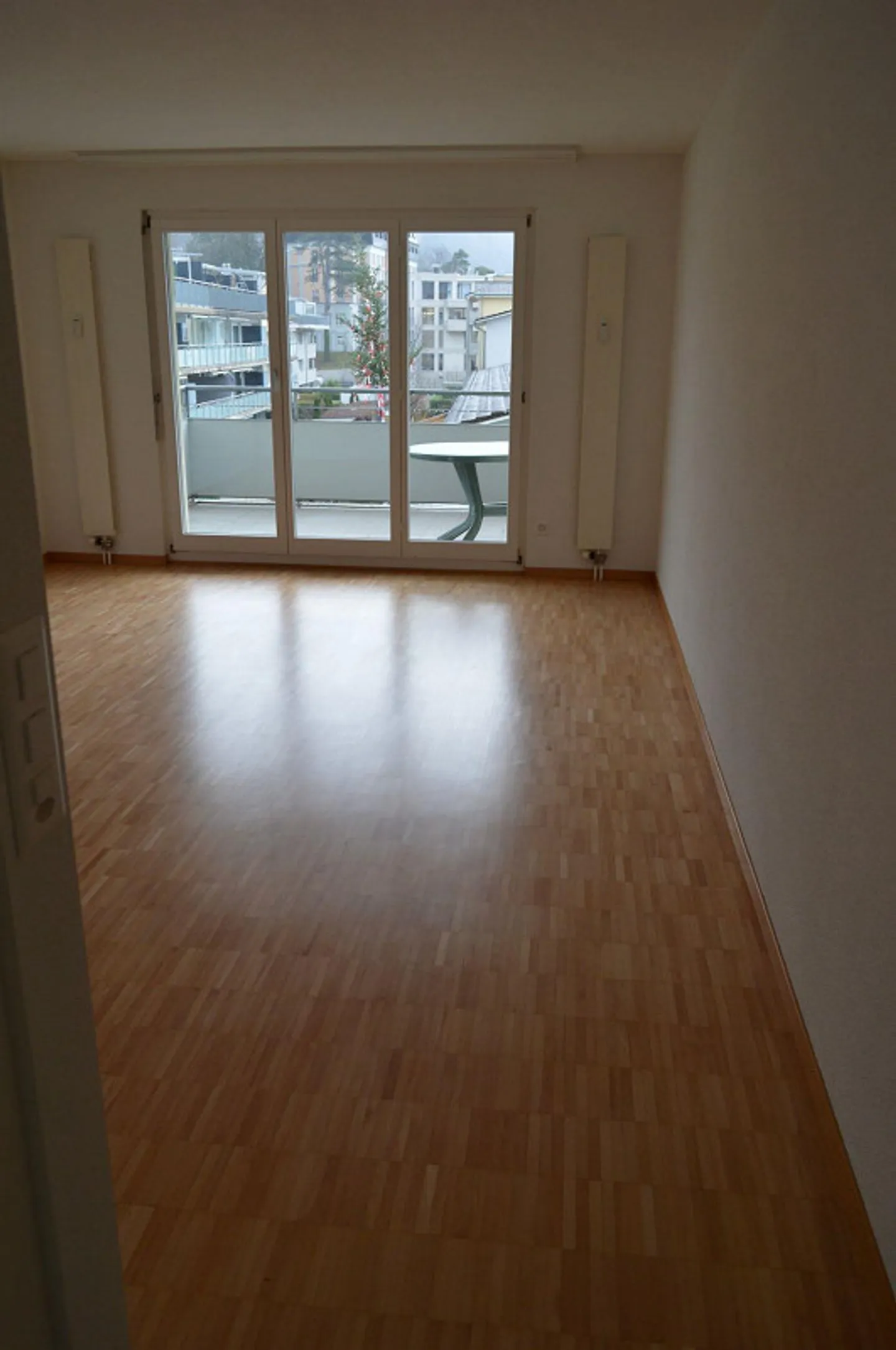 Appartamento 5 1/2 locali in posizione centrale - Foto 2 di 11