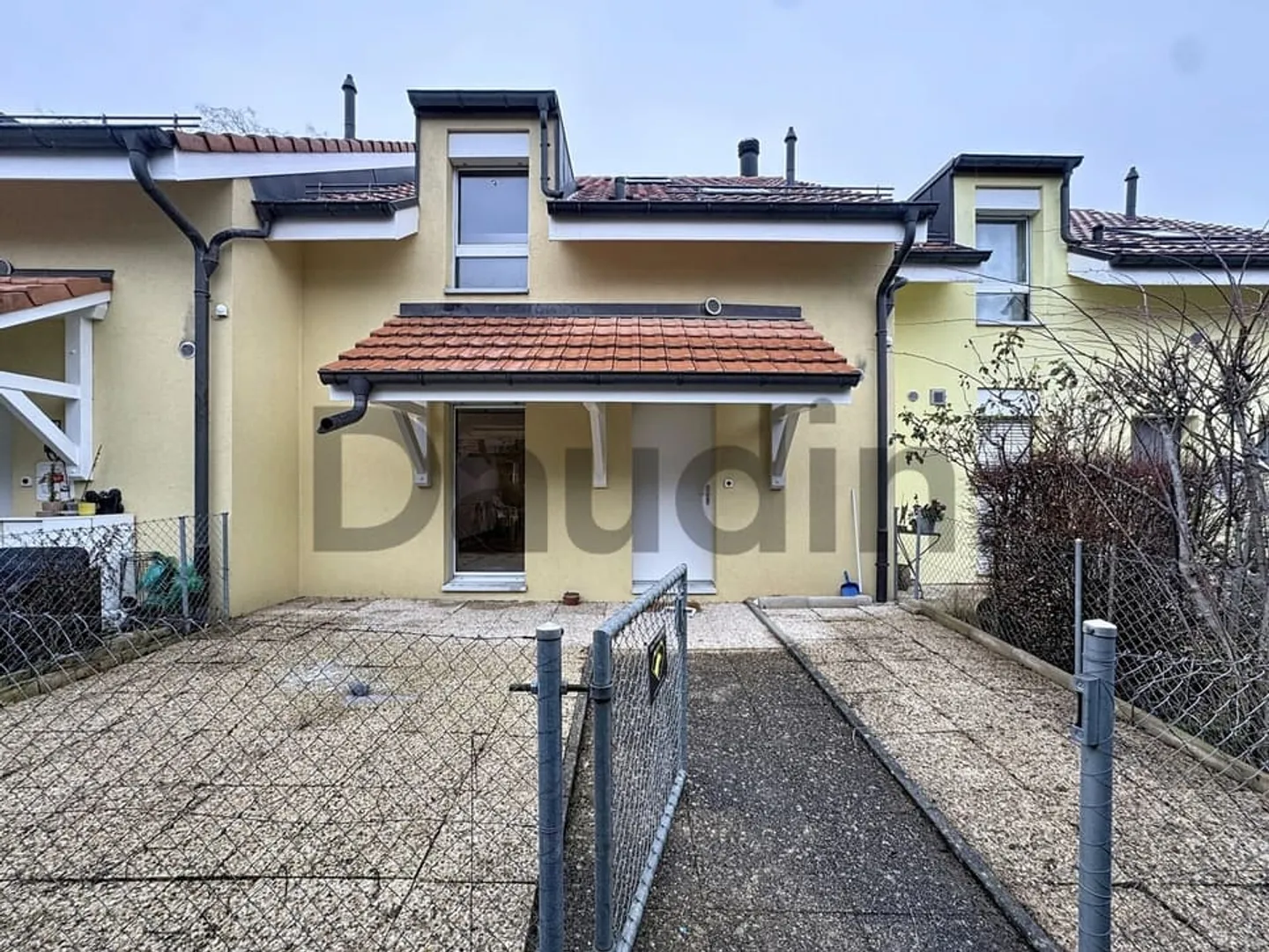 5.5-room house in the heart of Grand-Saconnex - Photo 1 of 10