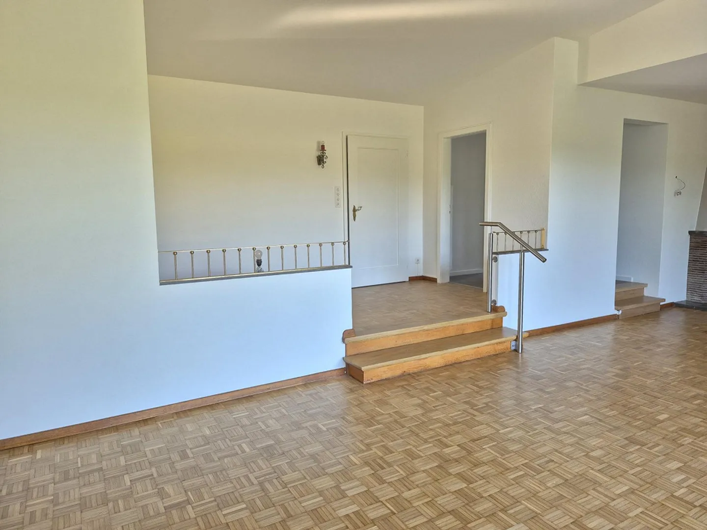 5 1/2-Room Single-Family House - Photo 5 of 11