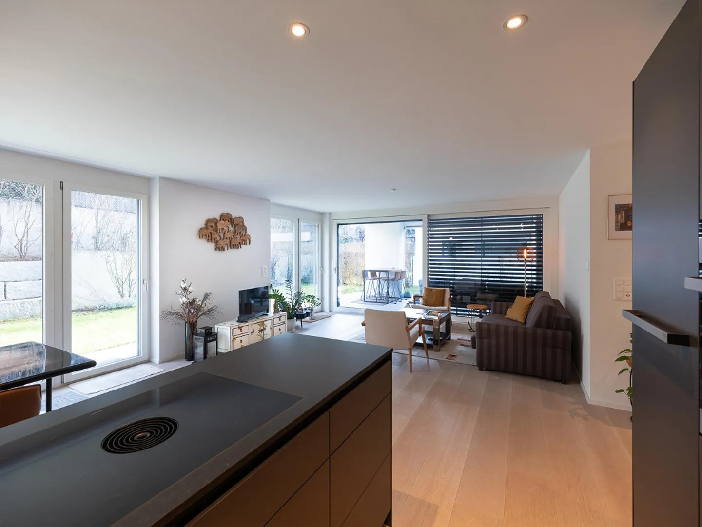 Appartement de 4,5 pièces au rez-de-chaussée à Arlesheim à louer - Photo 4 sur 21