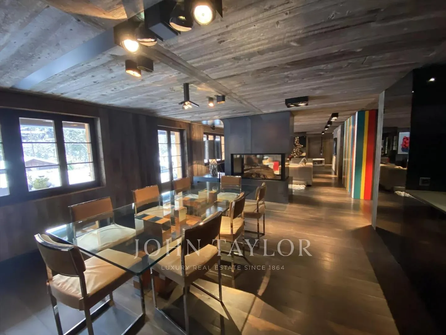 Apartment - Photo 3 of 13