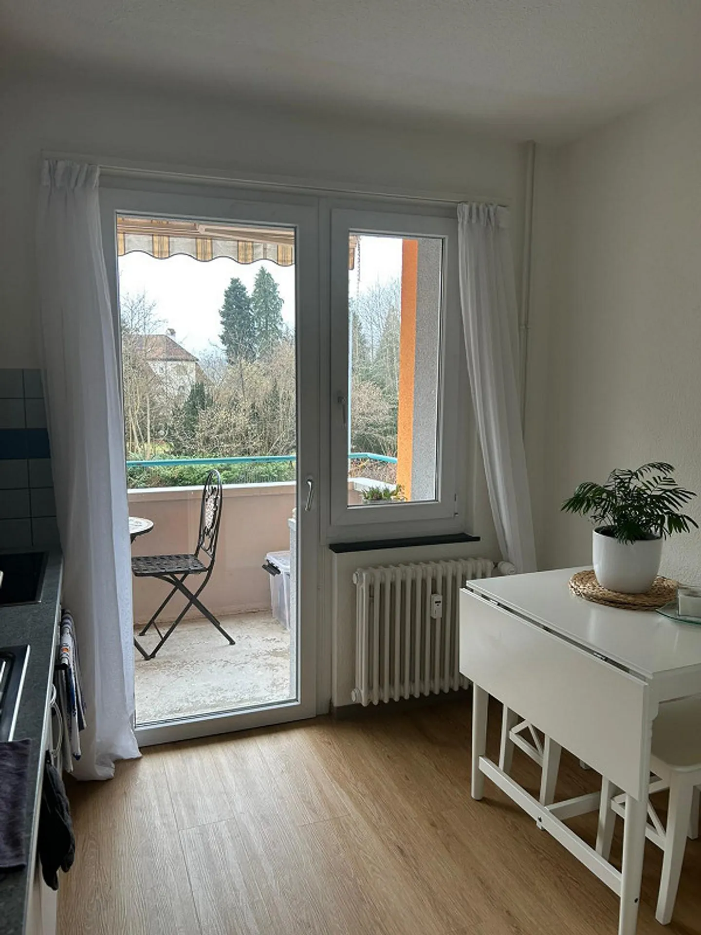 2.5 Room Apartment with Balcony - Photo 5 of 8