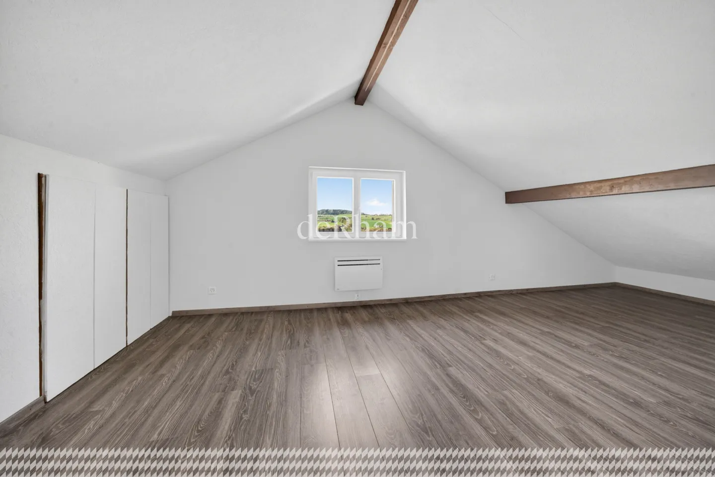 Duplex di 6,5 stanze con balcone, terrazza e giardino - Foto 9 di 14