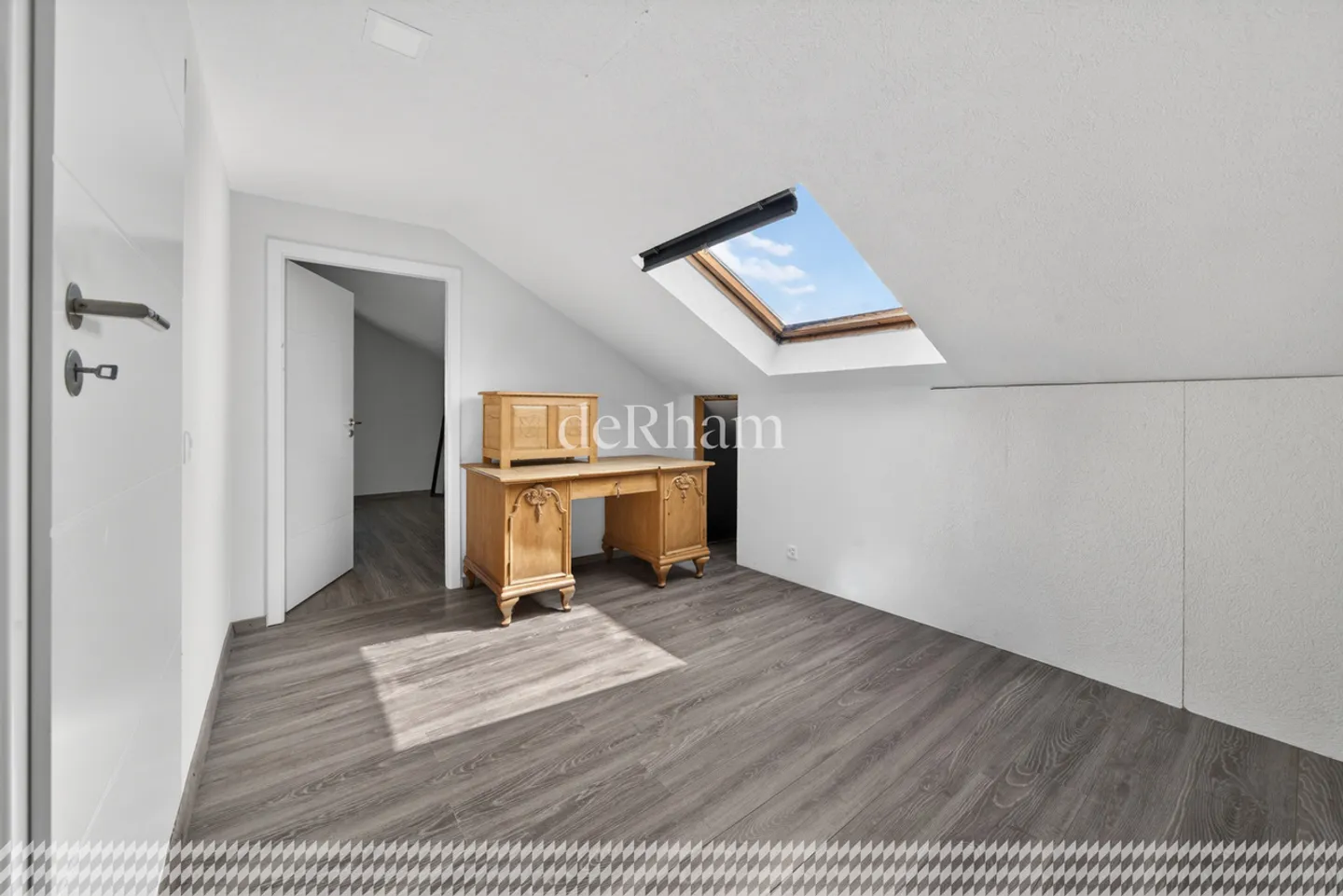 Duplex di 6,5 stanze con balcone, terrazza e giardino - Foto 10 di 14
