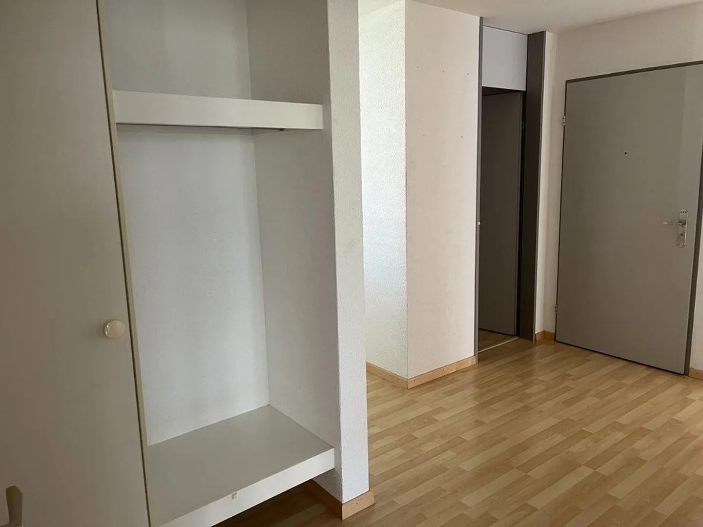 Bright apartment with pleasant living comfort - Photo 8 of 9
