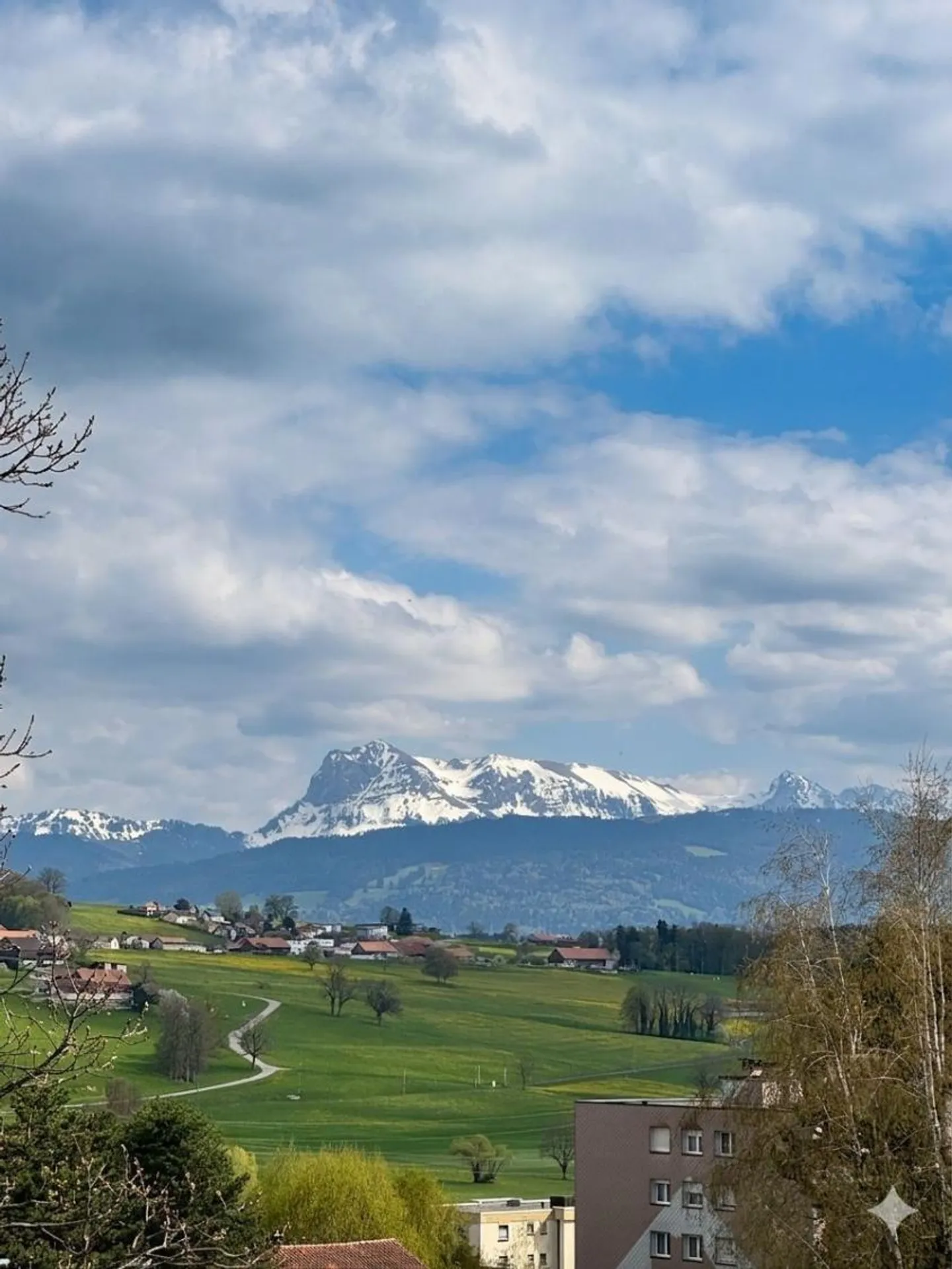 Charmante Wohnung Nähe Verkehr - Foto 3 von 6