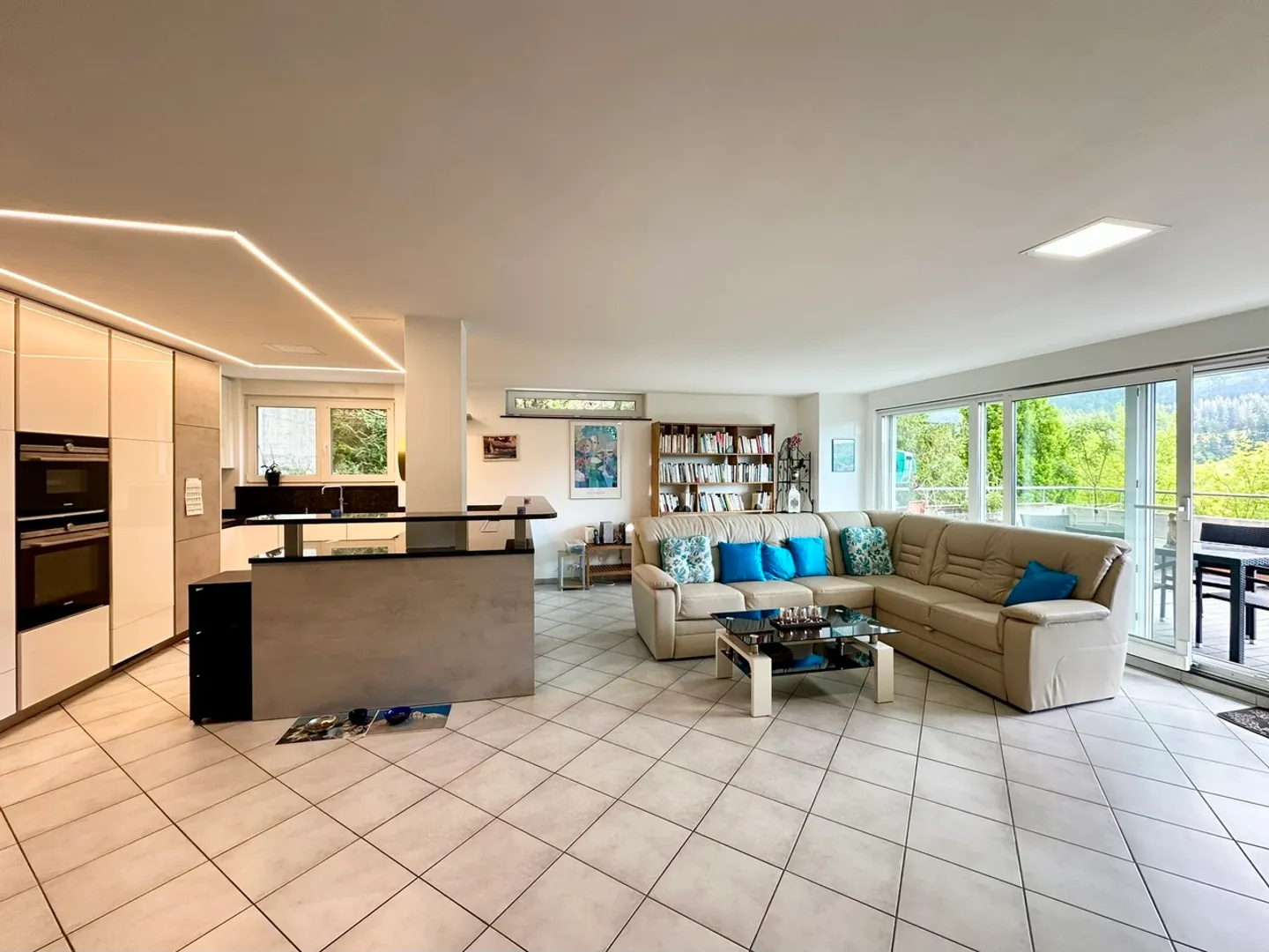 Apartment for sale - Photo 4 of 11