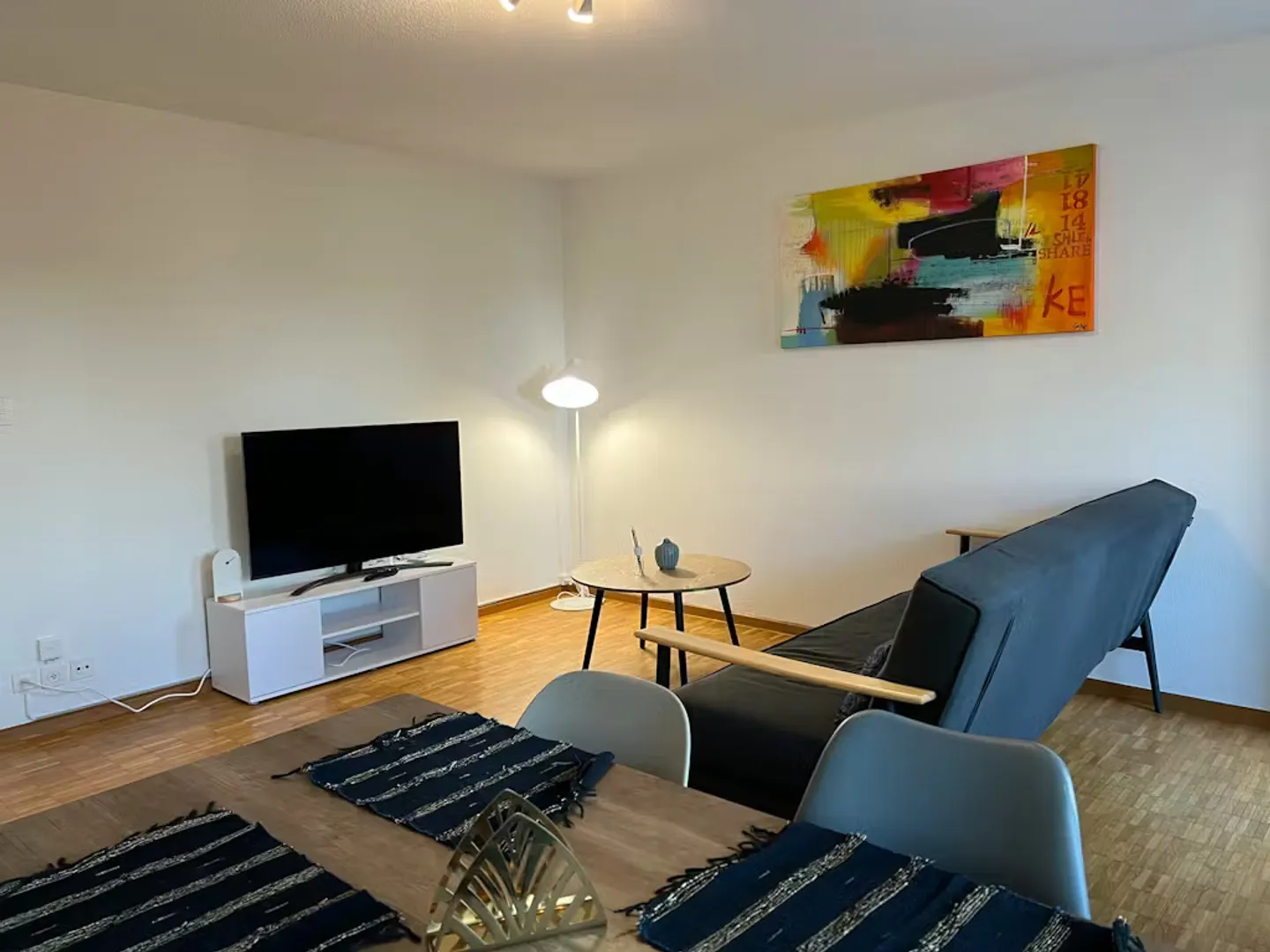 Charming Chalet in Dübendorf - Photo 1 of 10