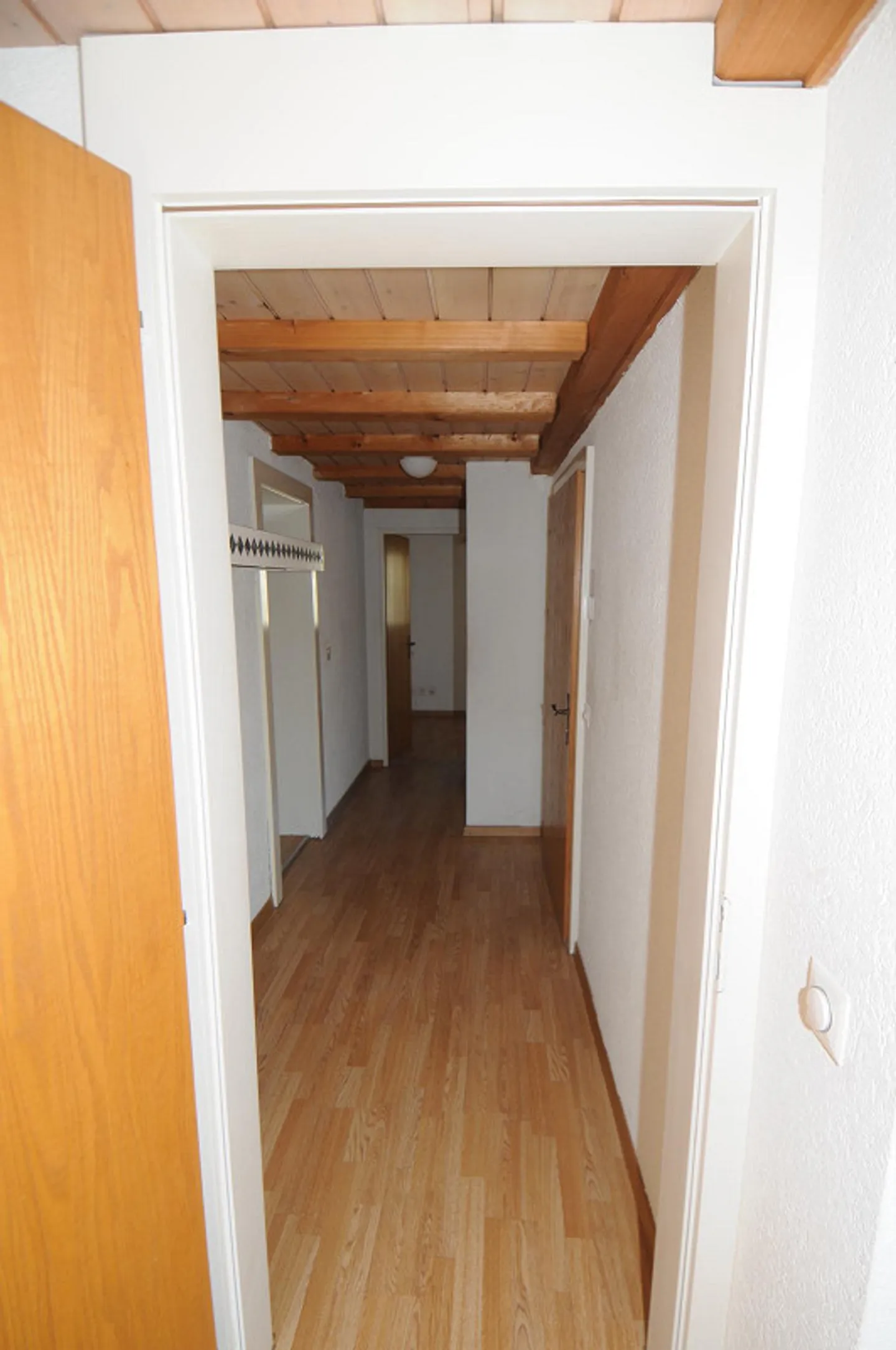 Geräumige Wohnung mit Loggia - Foto 5 von 10