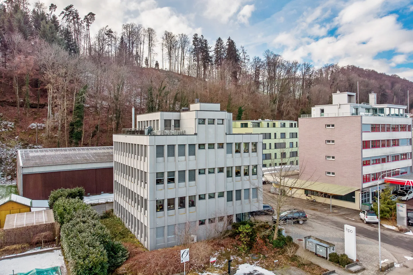 Outdoor parking space for rent - Photo 2 of 2