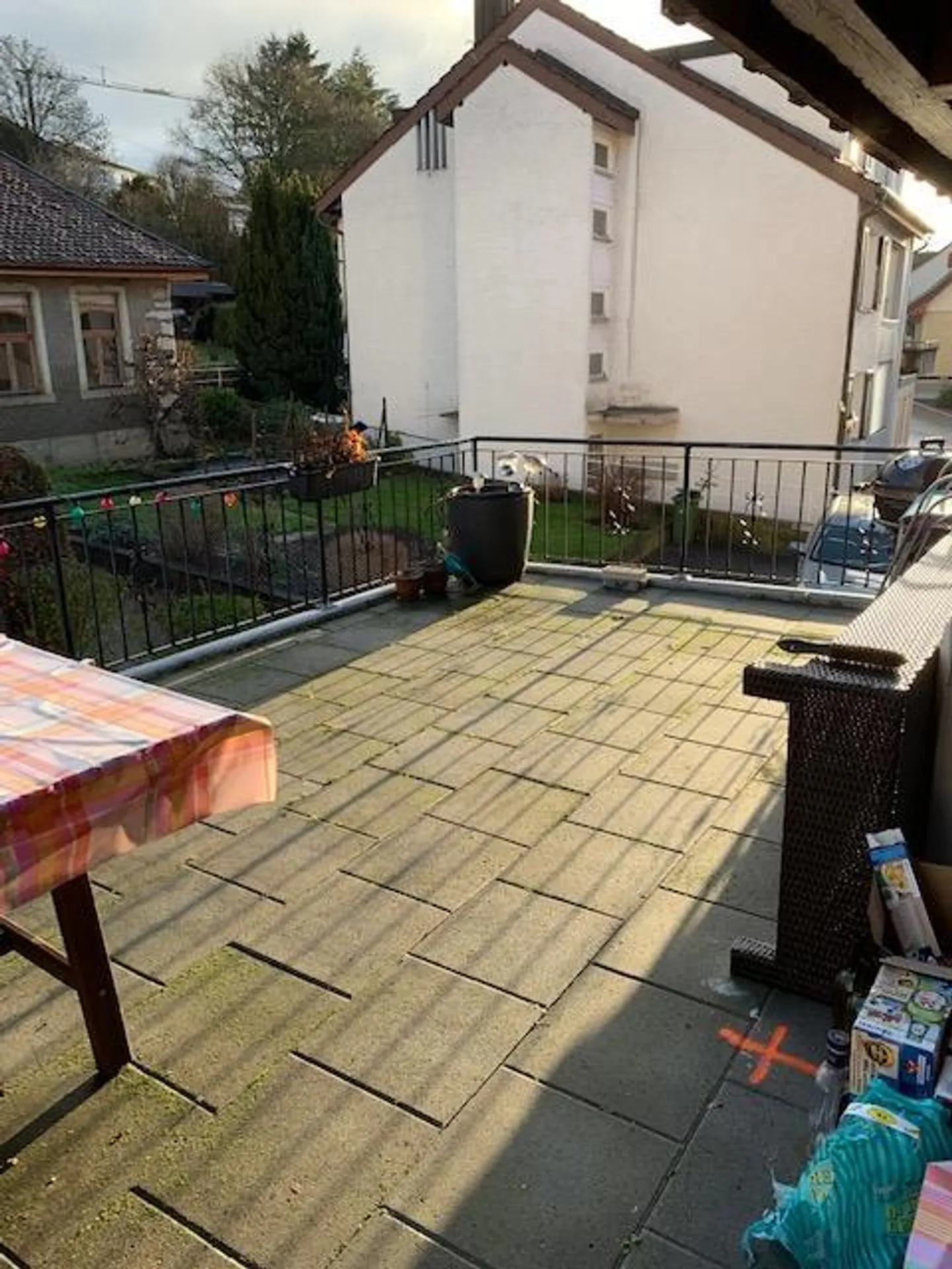 Geräumige Wohnung mit Loggia - Foto 10 von 10