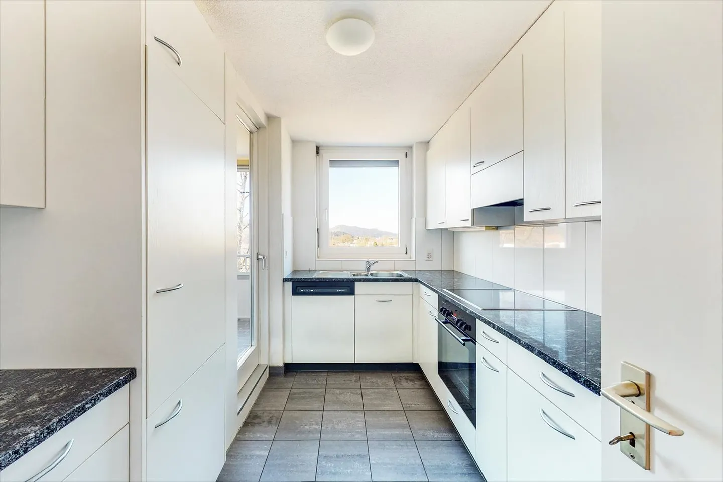 Wohnen im beliebten Schlössli-Quartier - Foto 2 von 8