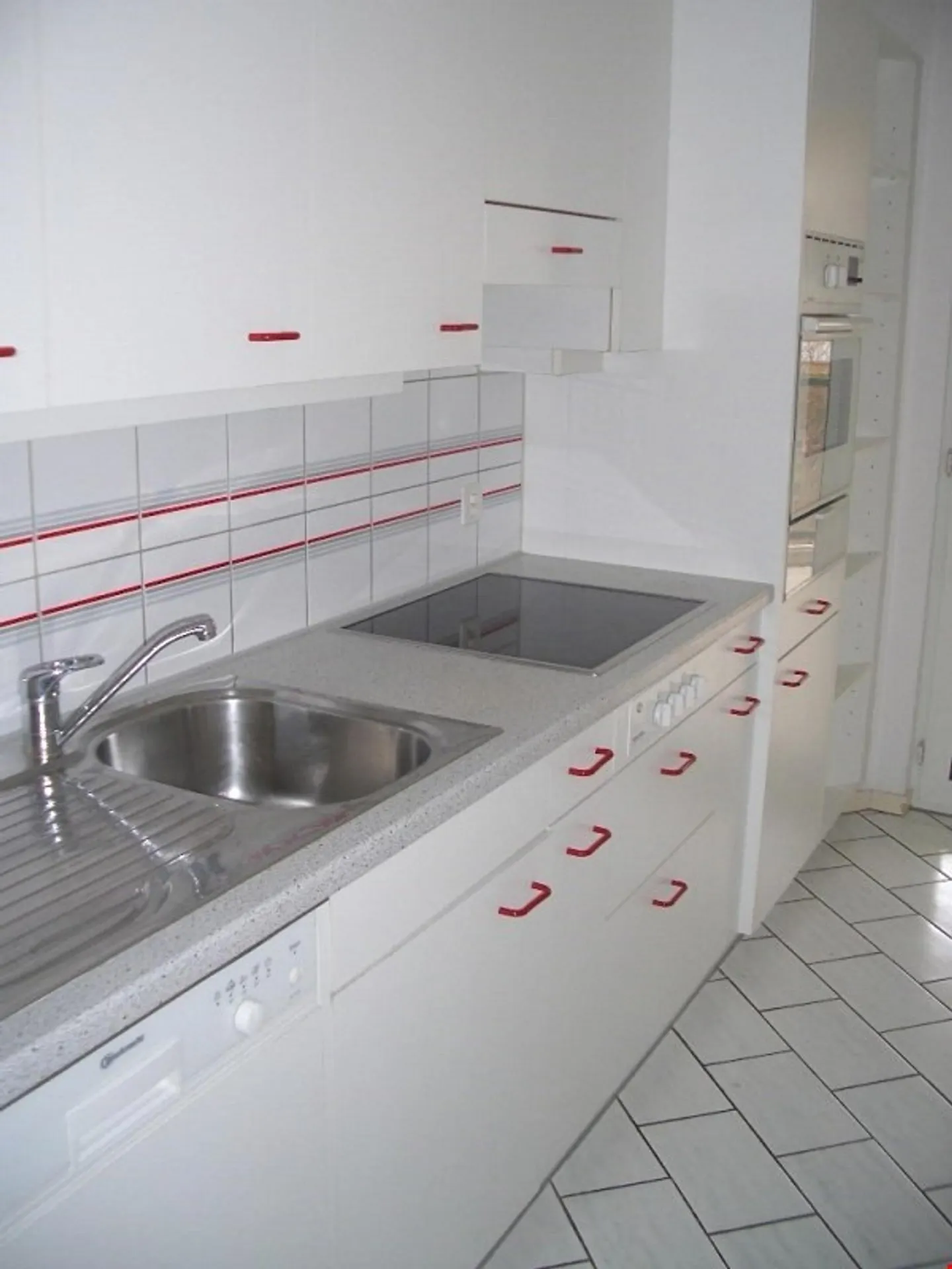 4.5 Room Apartment on the 1st Floor - Photo 3 of 8