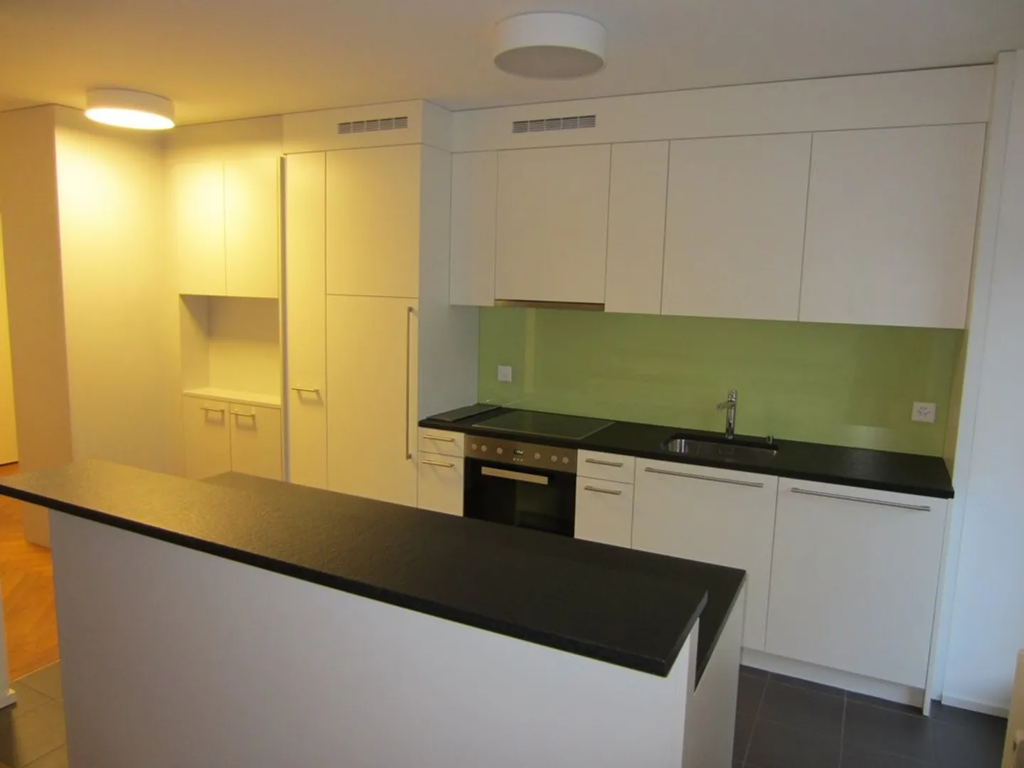 Il tuo nuovo appartamento - a pochi passi dal Reno! - Foto 2 di 8