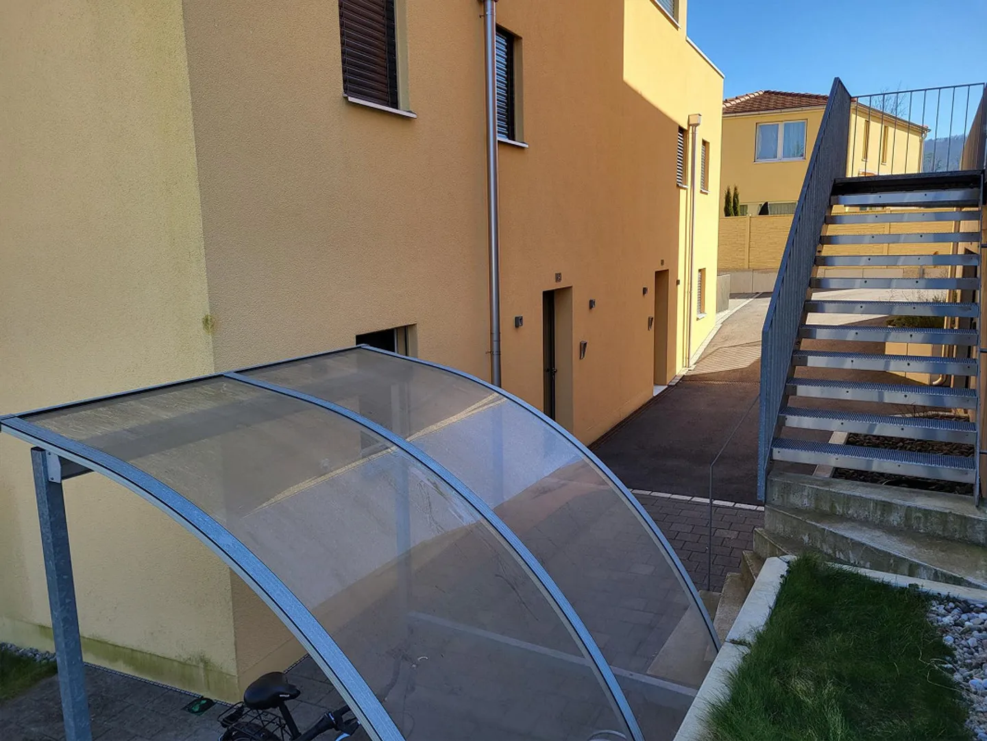 Modernes Attikawohnung in Lausen - Foto 4 von 24