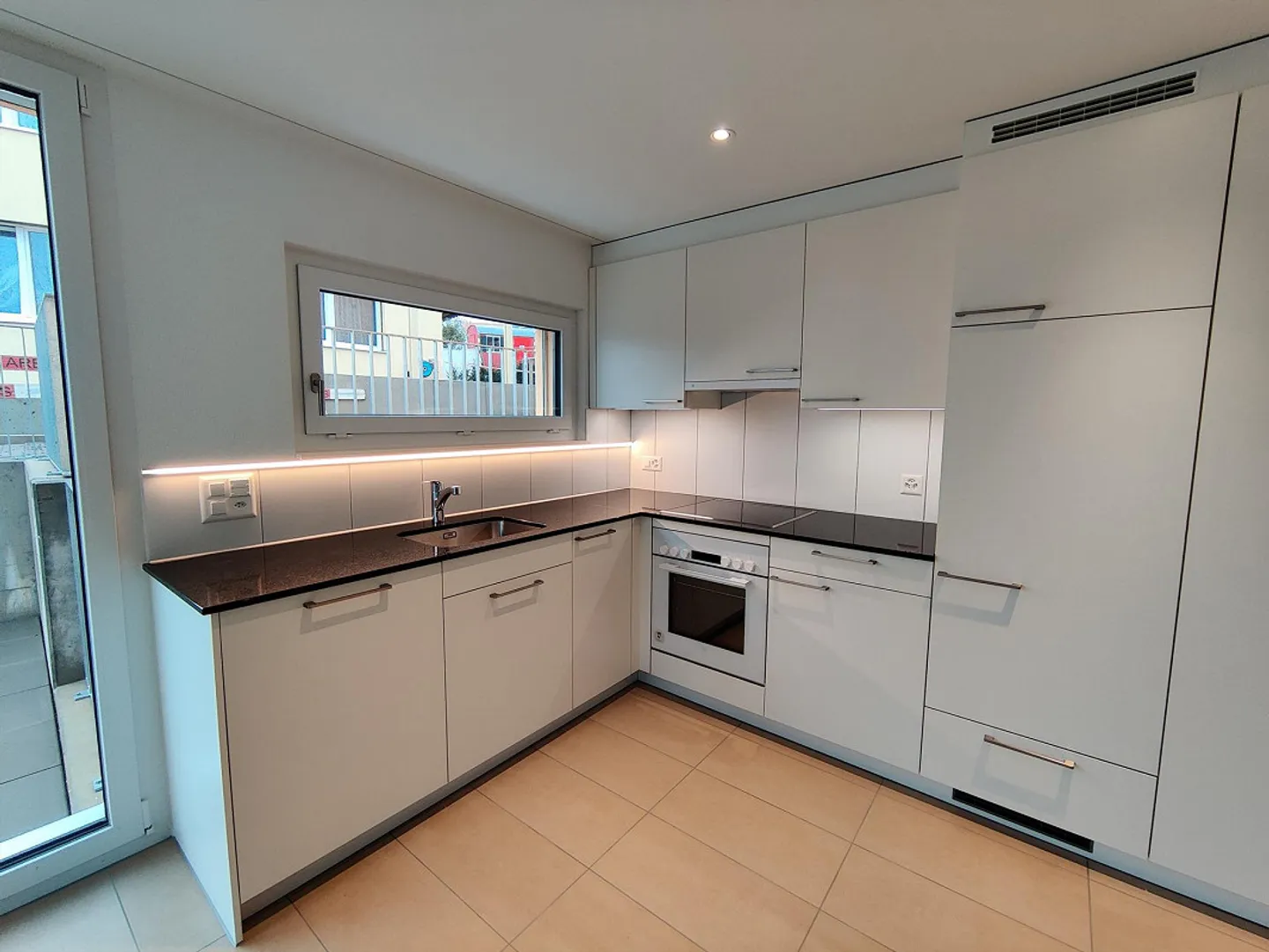 Modernes Attikawohnung in Lausen - Foto 8 von 24