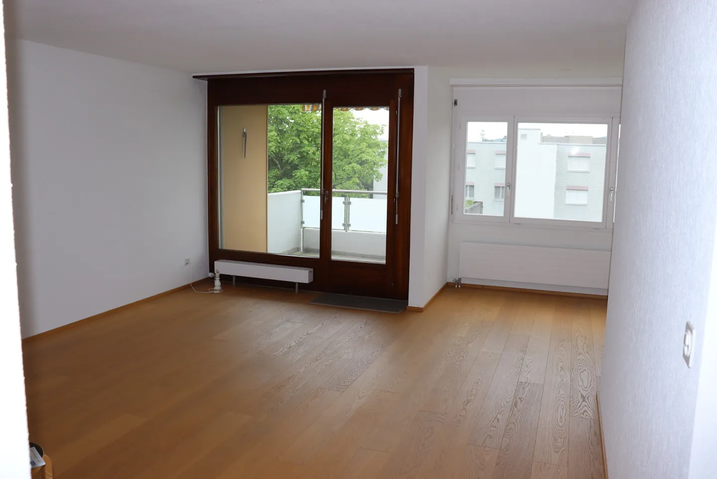 Comfortable apartment with 3.5 rooms and balcony in Zofingen! - Photo 2 of 12