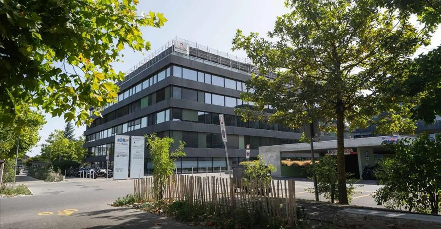 Bureau à louer - Photo 1 sur 8