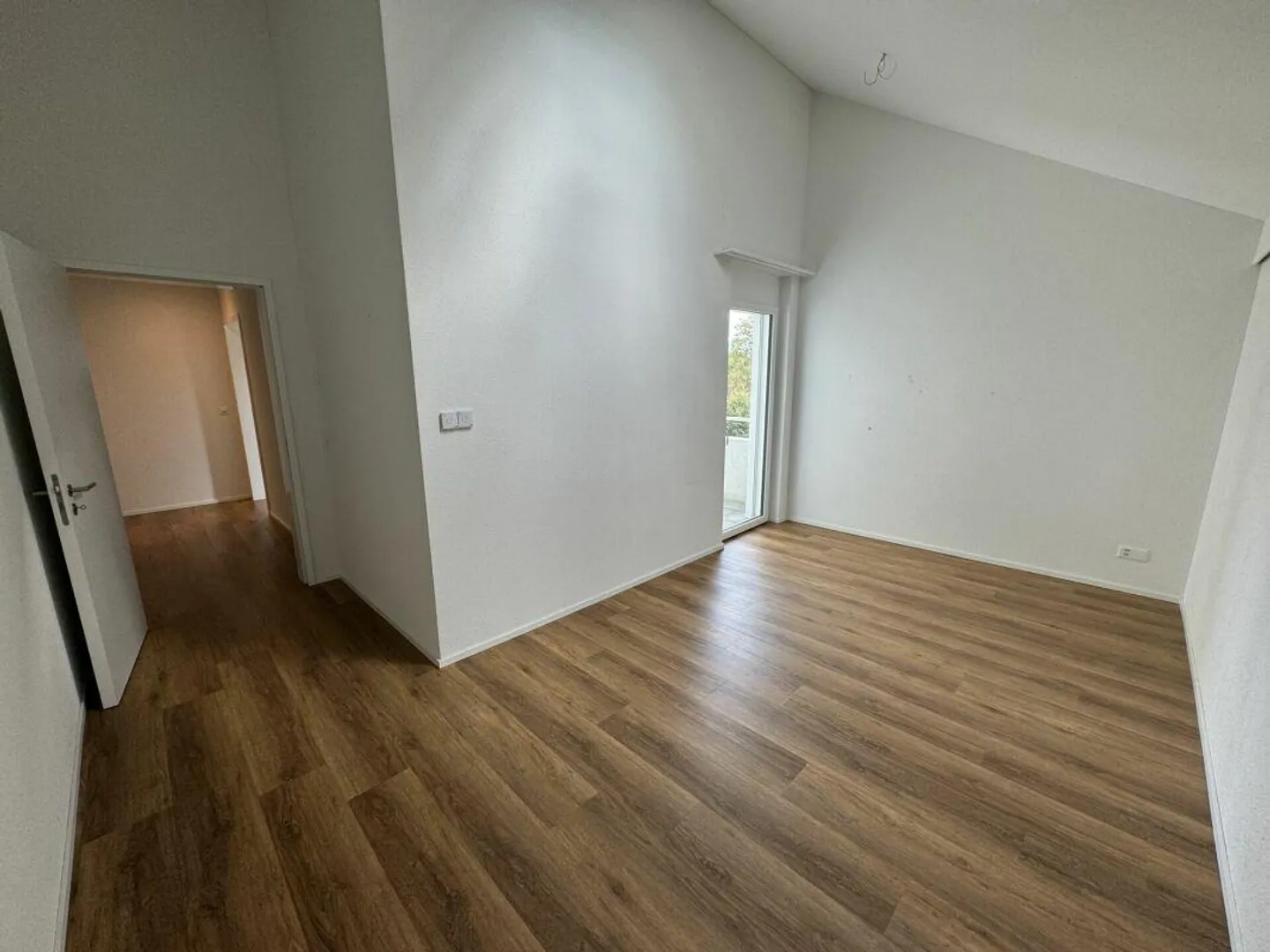 Moderne Attikawohnung mit Balkonen - Foto 11 von 14