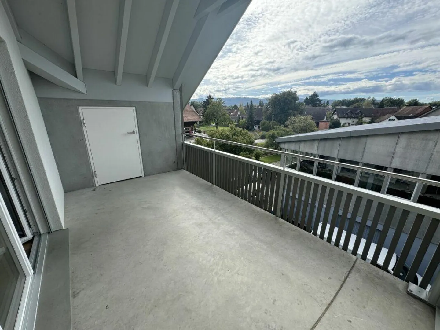 Moderne Attikawohnung mit Balkonen - Foto 13 von 14