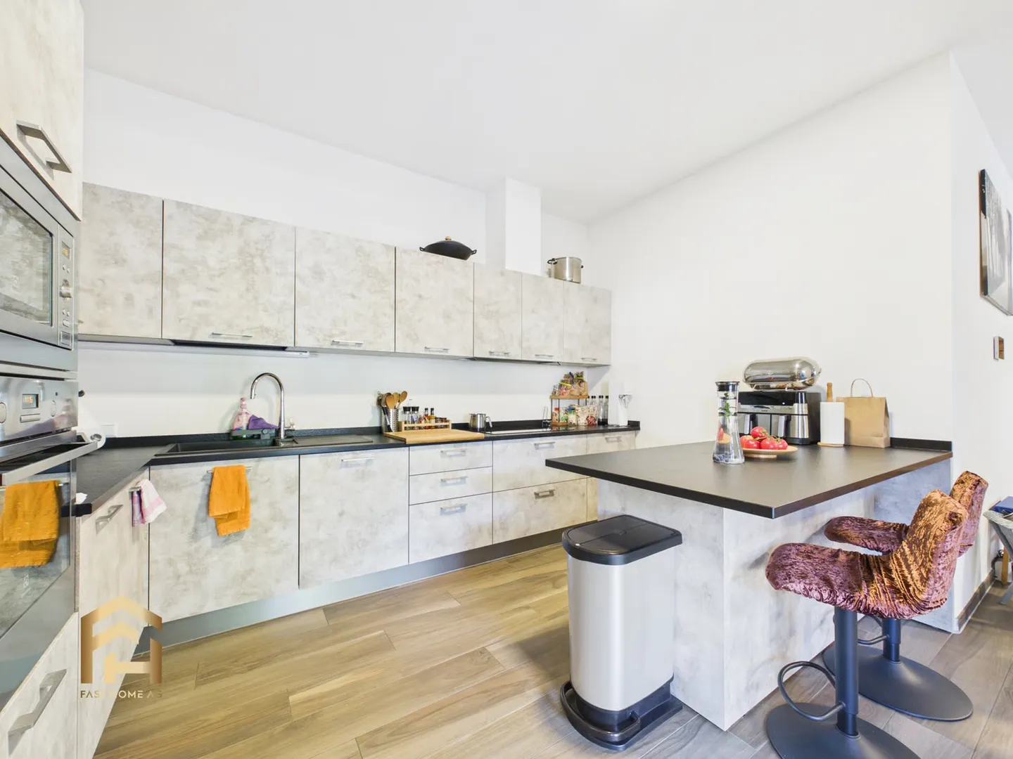 Appartement duplex 4,5 pièces (résidence principale) avec jardin privé - Photo 2 sur 13
