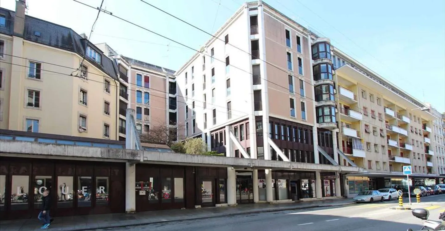 Negozio in affitto - Foto 1 di 3