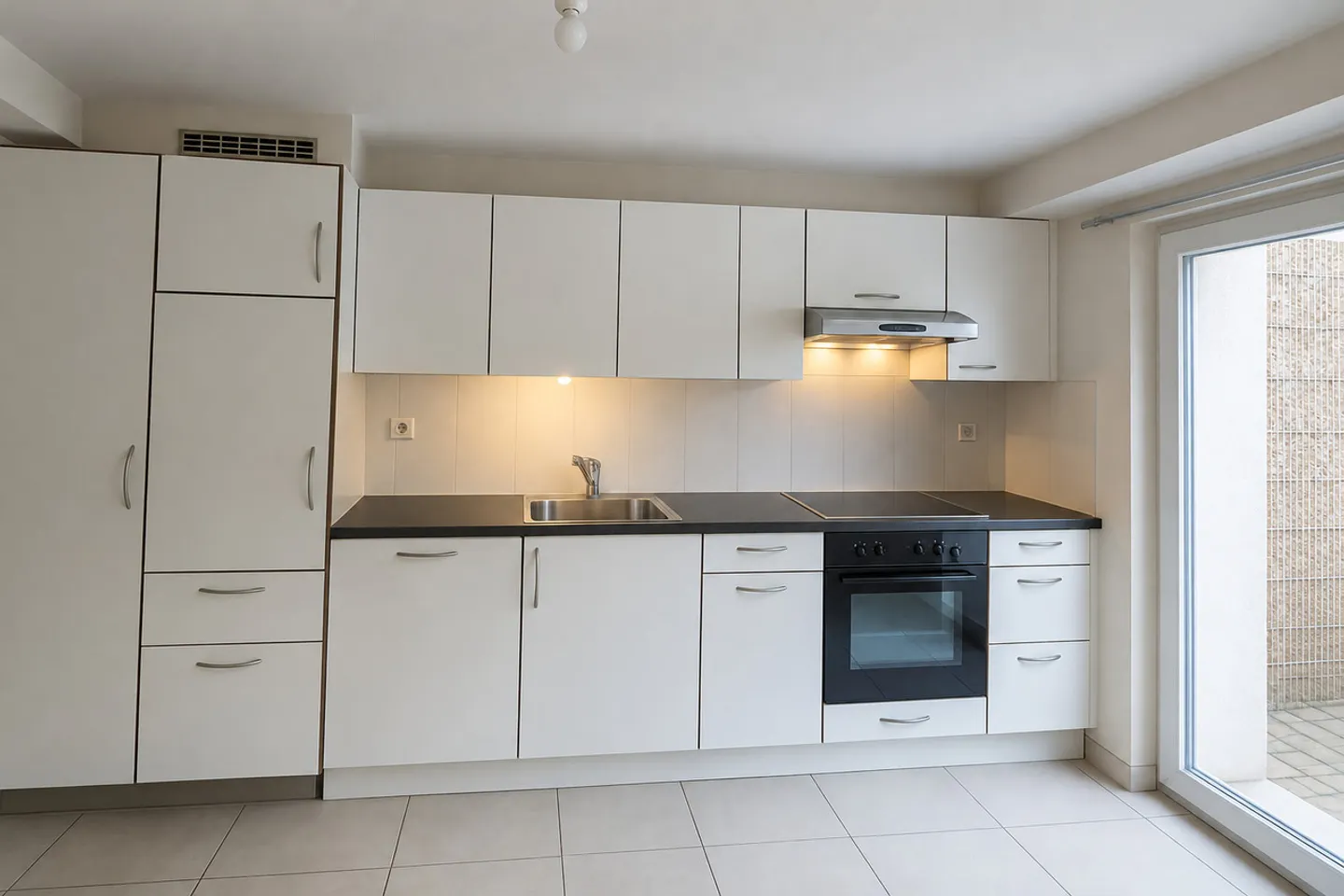 Charmante Wohnung mit Terrasse - Foto 2 von 7