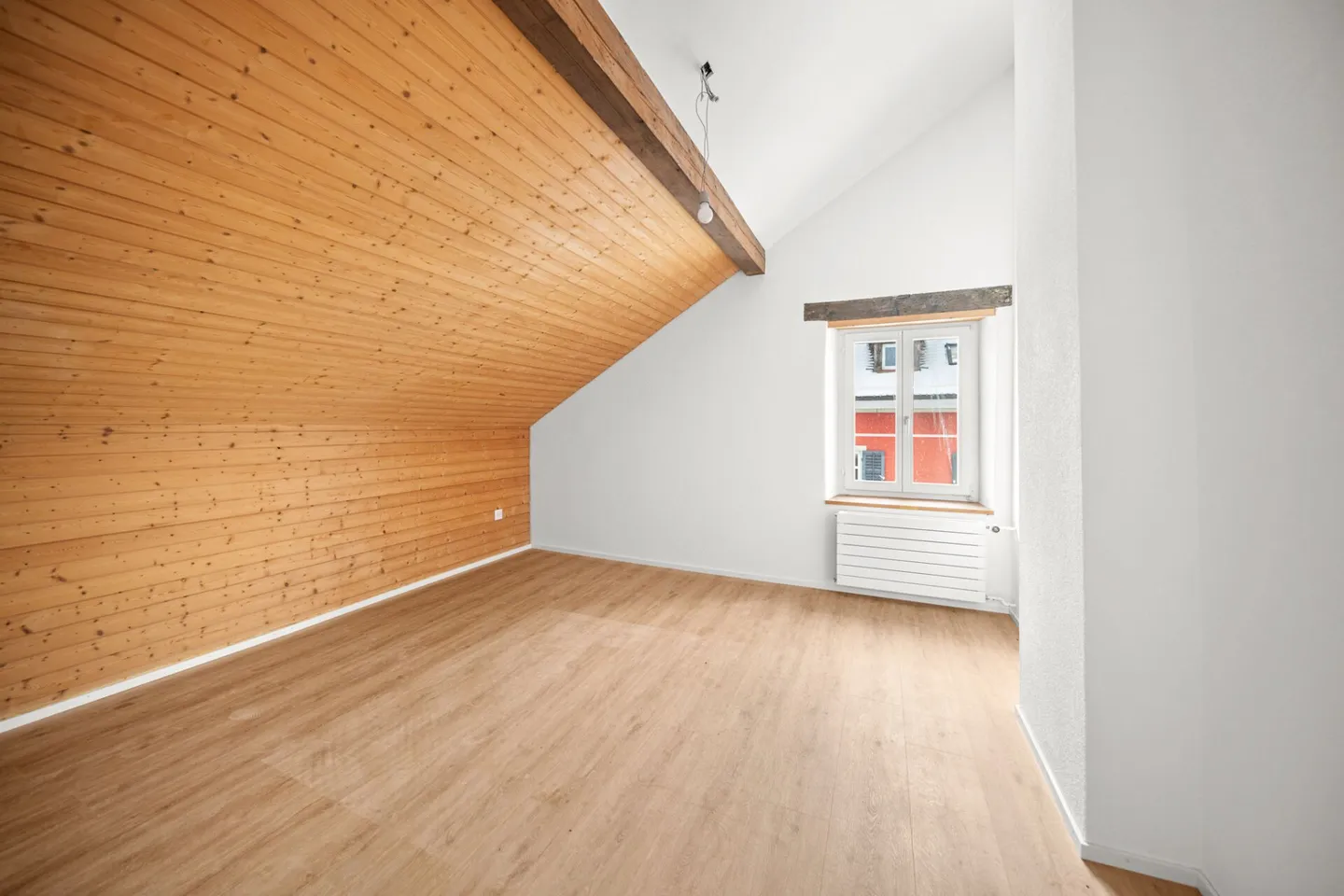 Grosse 4.5 Zimmer Maisonette mit Garten - Foto 11 di 14