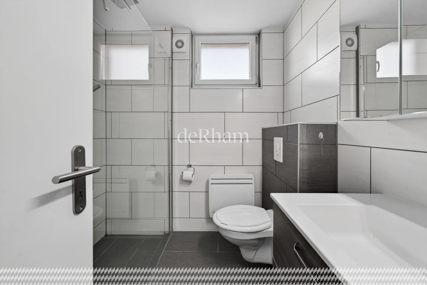 Bell'appartamento di 3,5 locali con terrazza e giardino - Foto 4 di 7