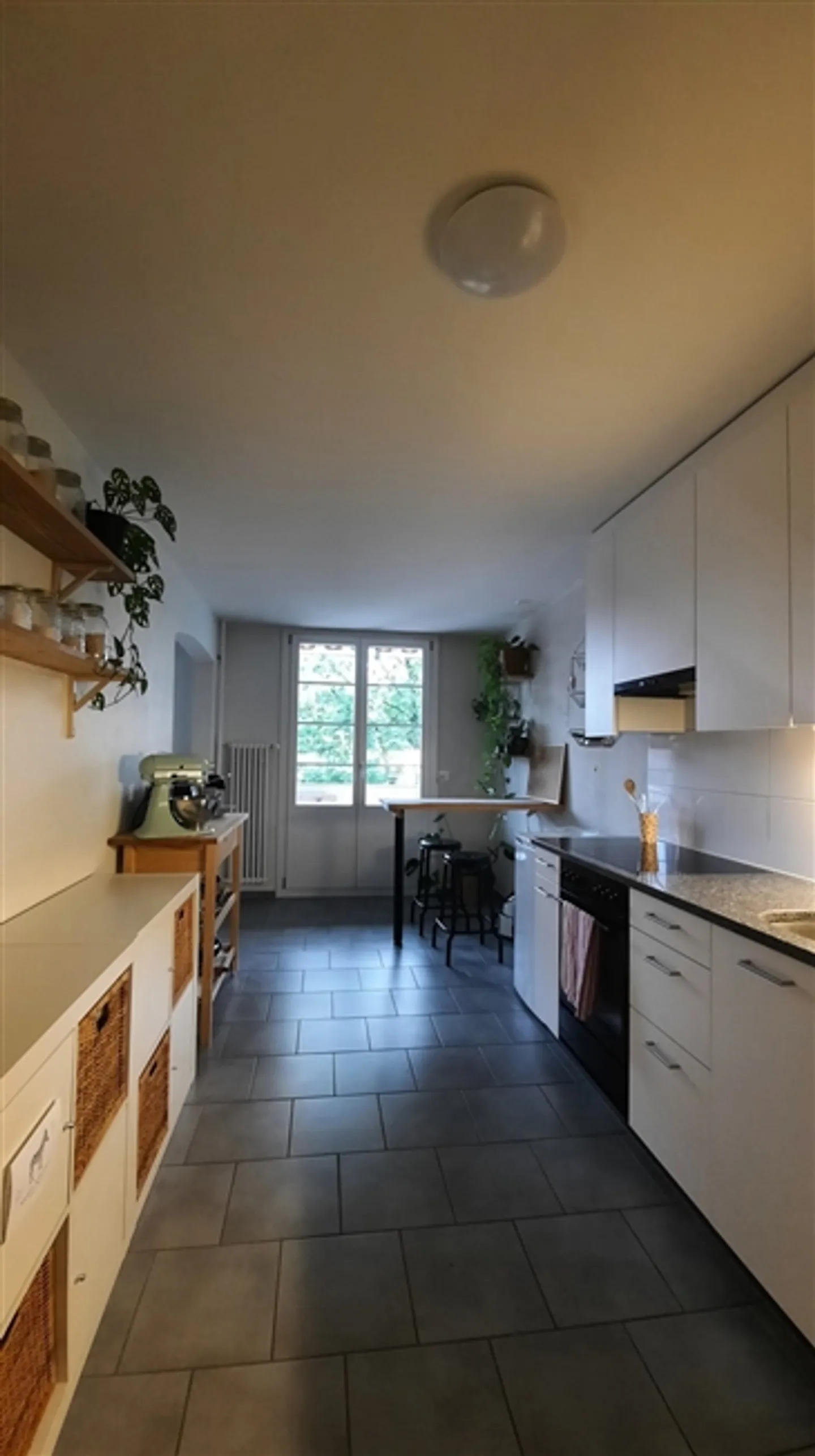 APPARTAMENTO 2½ STANZE A BERN - MATTENHOF, ARREDATO, TEMPORANEO - Foto 3 di 4