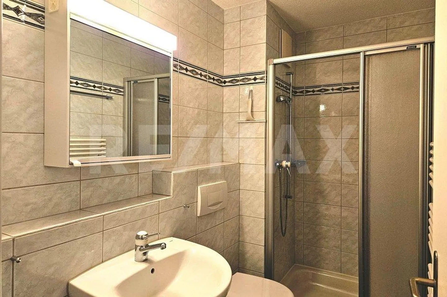 Appartamento 5½ locali incluso cantina e posto auto in garage sotterranea - spazio per tutta la famiglia... - Foto 6 di 12