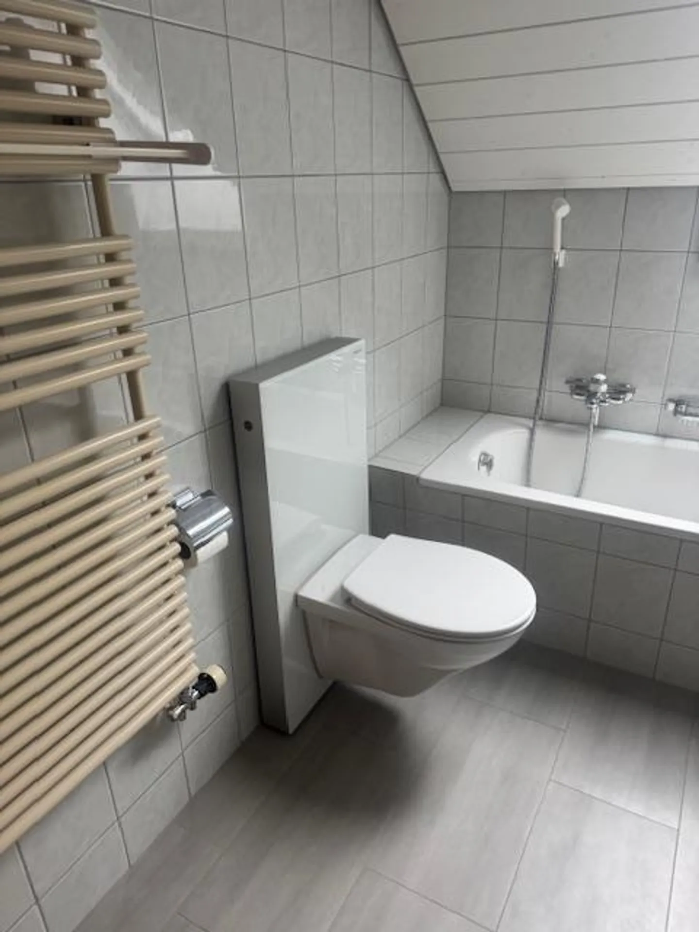 Charmantes Familienhaus mit Garten - Foto 6 von 26