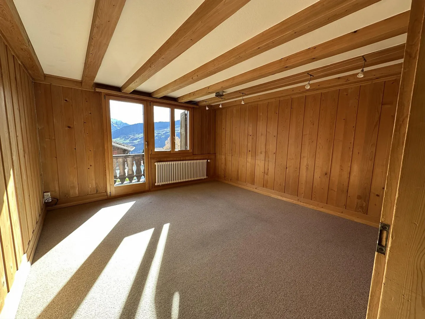 4.5 Room Apartment - Photo 3 of 4