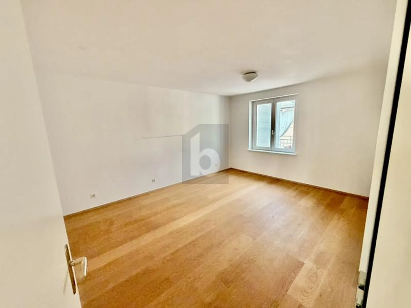 EXKLUSIVES WOHNERLEBNIS IN TOP-LAGE - Foto 4 von 6