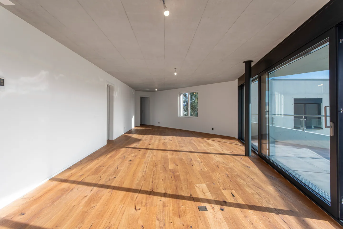 For sale magnificent 5.5 room apartment in the municipality of Belfaux - Photo 3 of 11