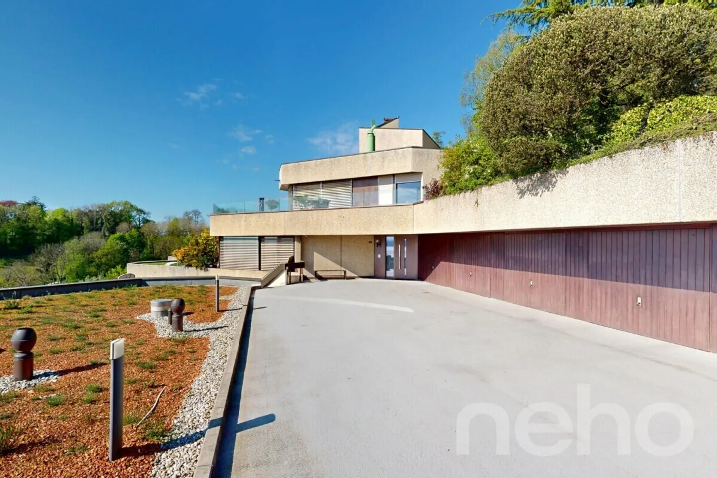 Un bien rare : Un belvédère de 180m² avec une terrasse monumentale de 200m² - Photo 12 sur 12