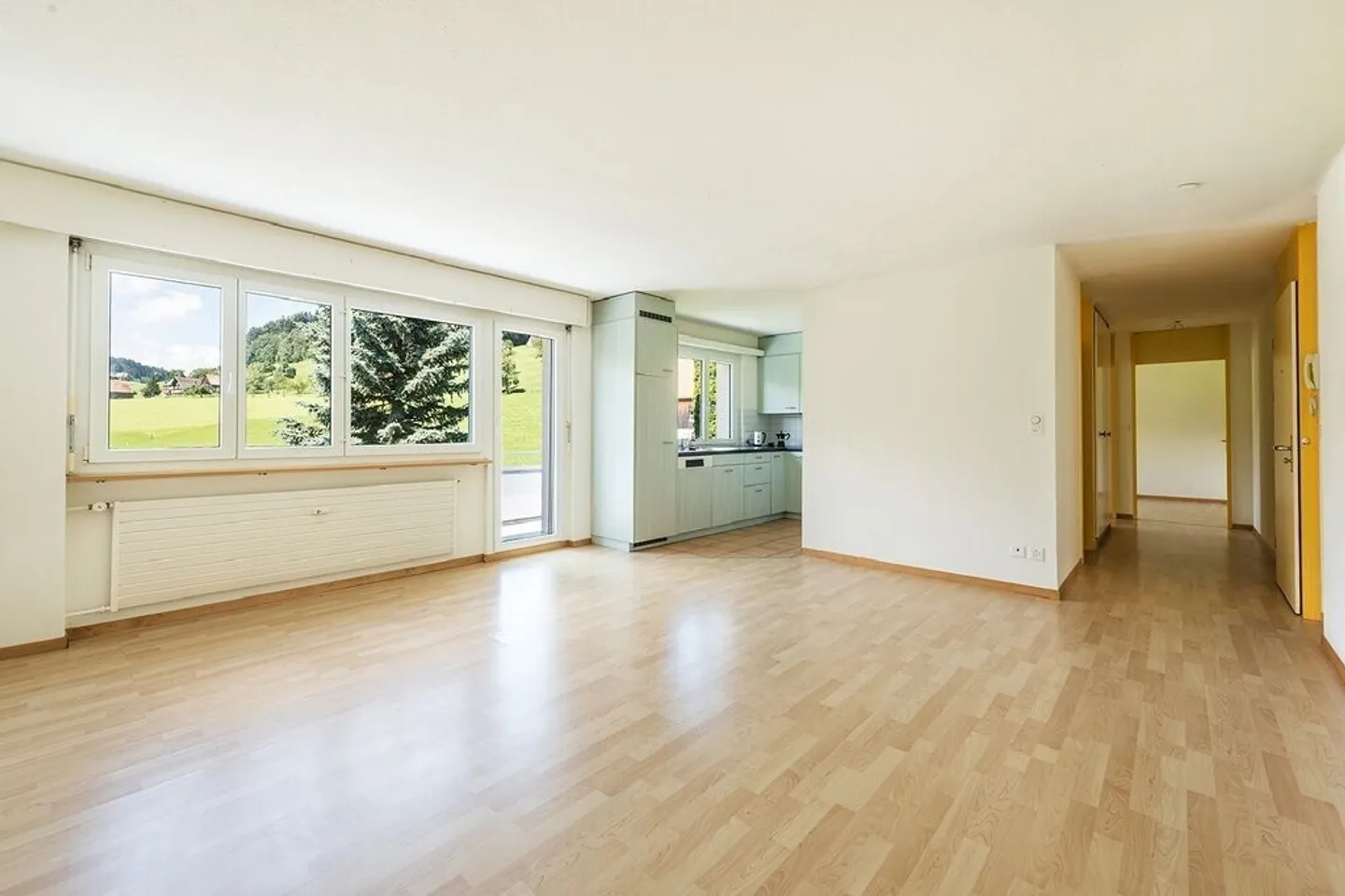 Appartement dans un endroit calme avec une belle vue ! - Photo 2 sur 7