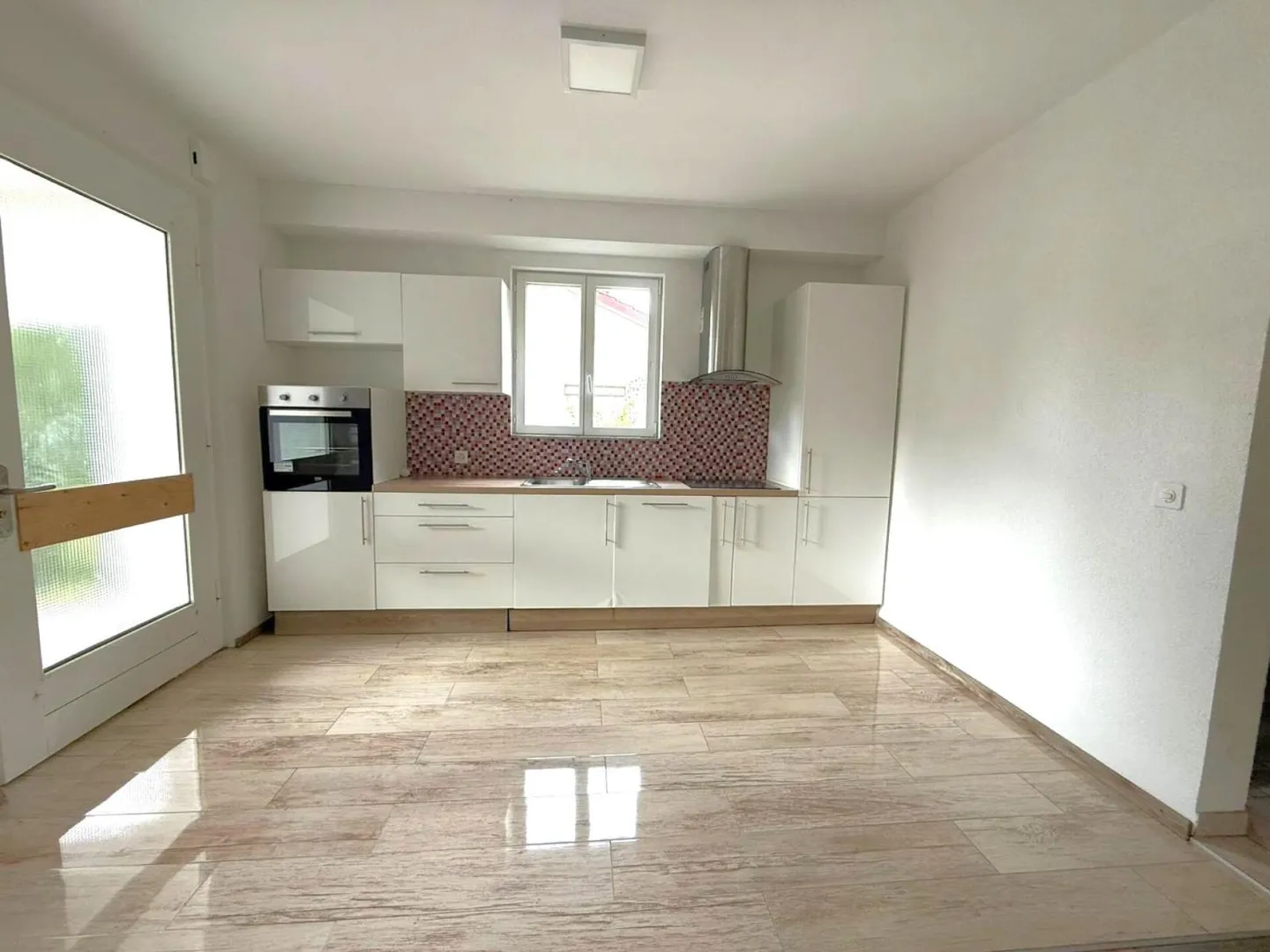Charmant Appartement au Rez-de-Chaussée - Photo 1 sur 5