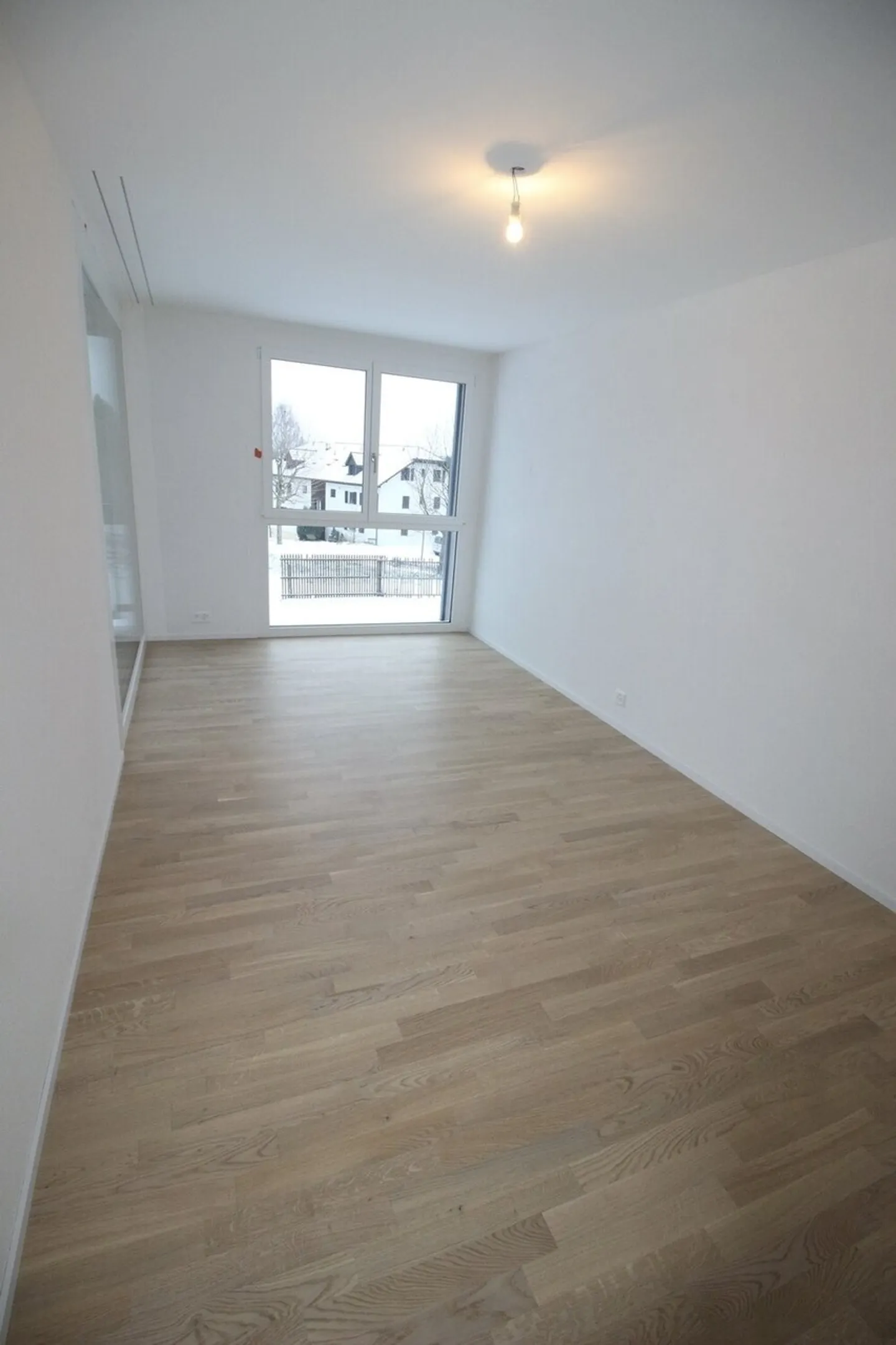 Superb and bright 2½ room apartment - Photo 10 of 13