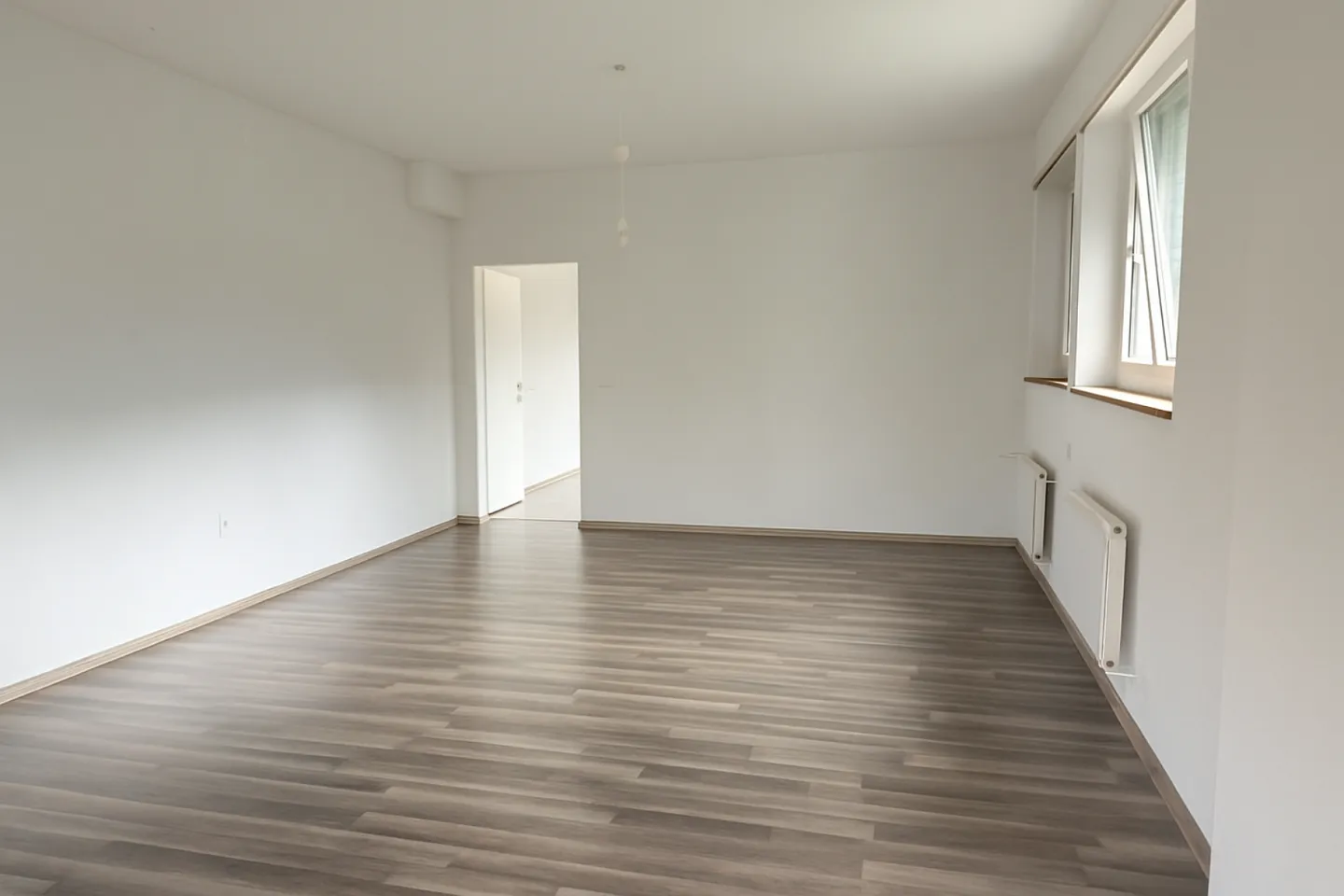 Charmant Appartement au Rez-de-Chaussée - Photo 2 sur 5