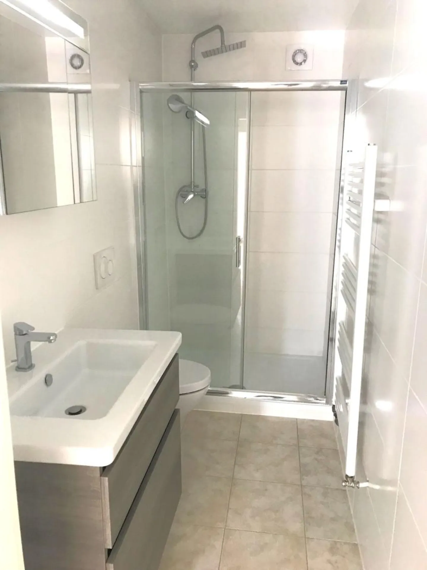 Charmant Appartement au Rez-de-Chaussée - Photo 4 sur 5