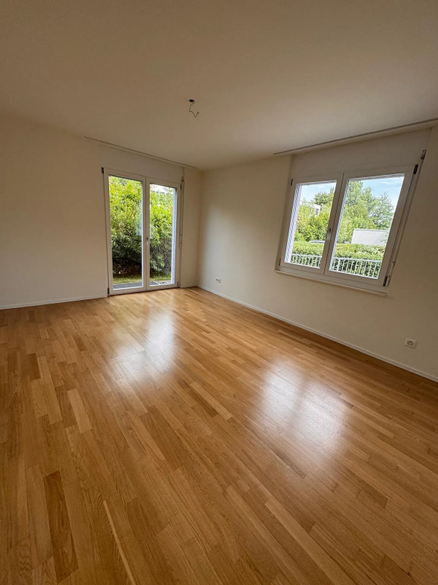 Appartement de jardin 3,5 pièces avec véranda à Oberwil BL à louer - Photo 5 sur 10