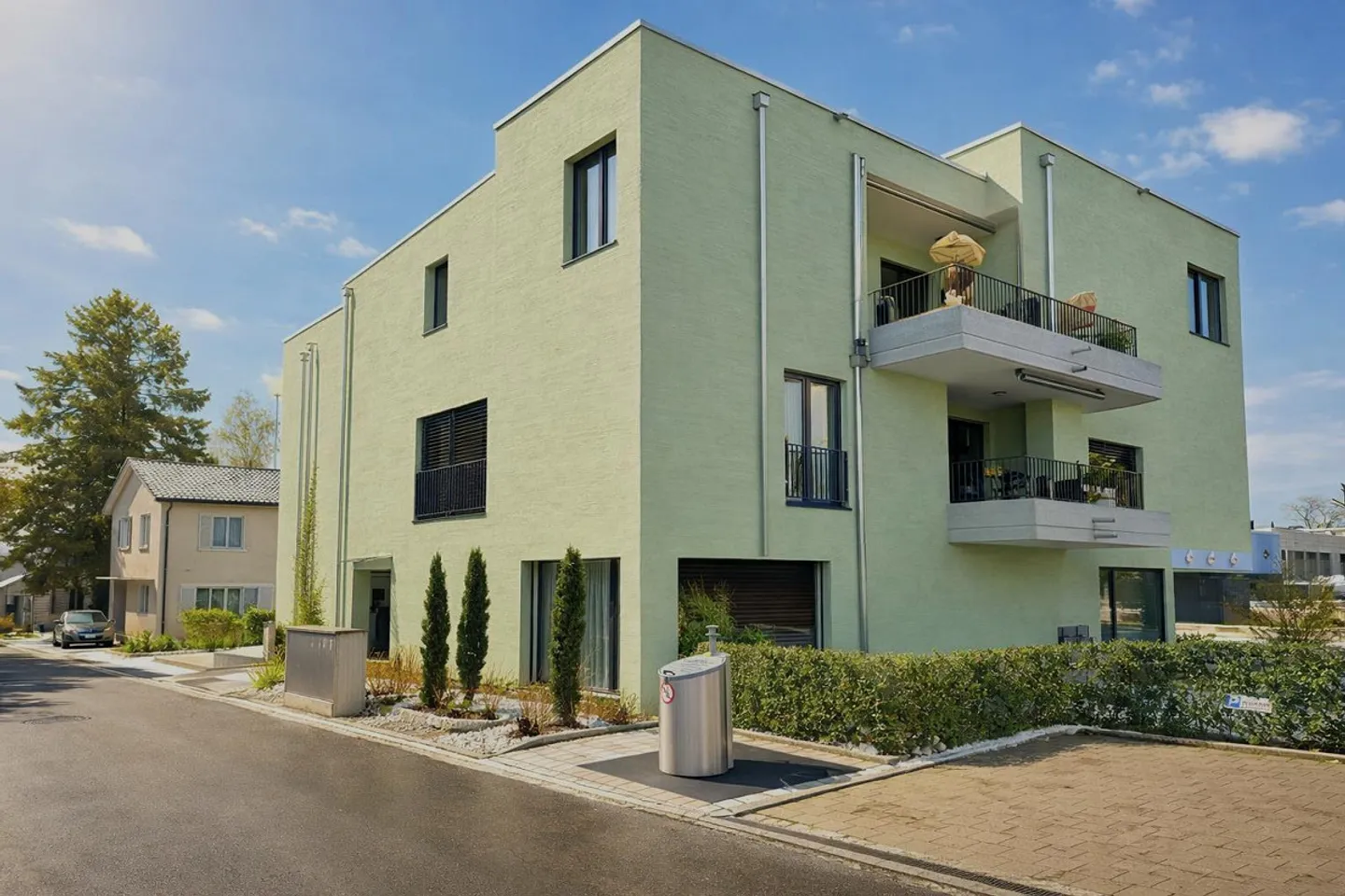 Appartamento esclusivo, quasi nuovo al piano terra con 154 m² di superficie / solo quattro parti - Foto 2 di 10