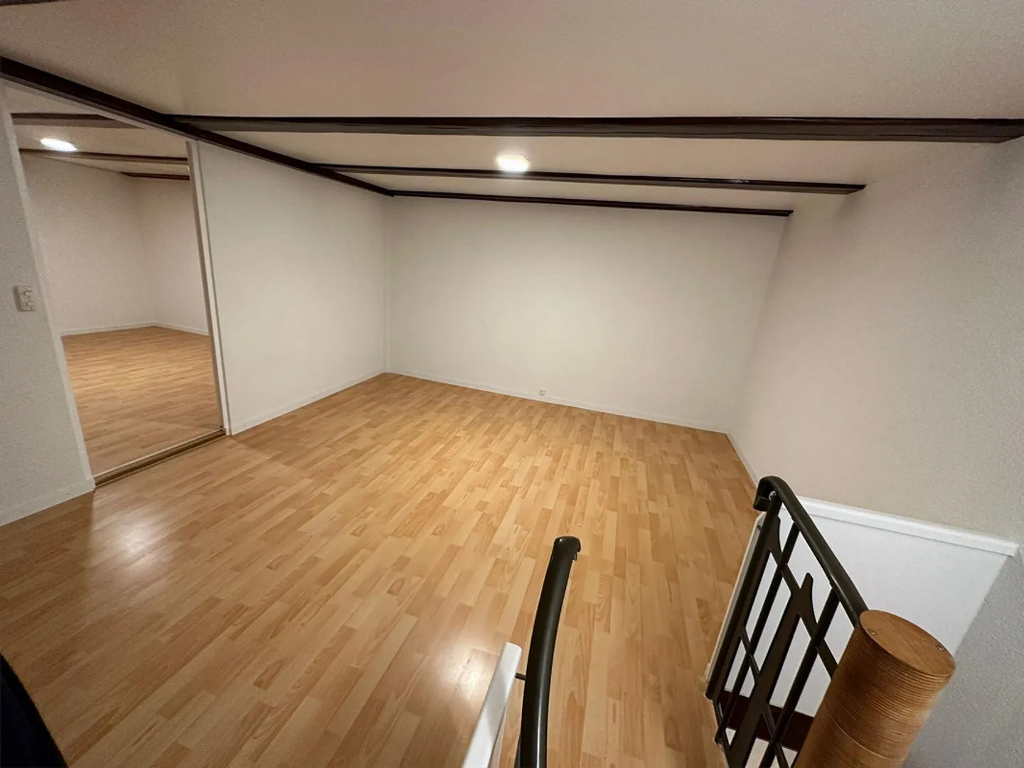 Modern renovated 4.5 room apartment on the ground floor - Photo 6 of 18